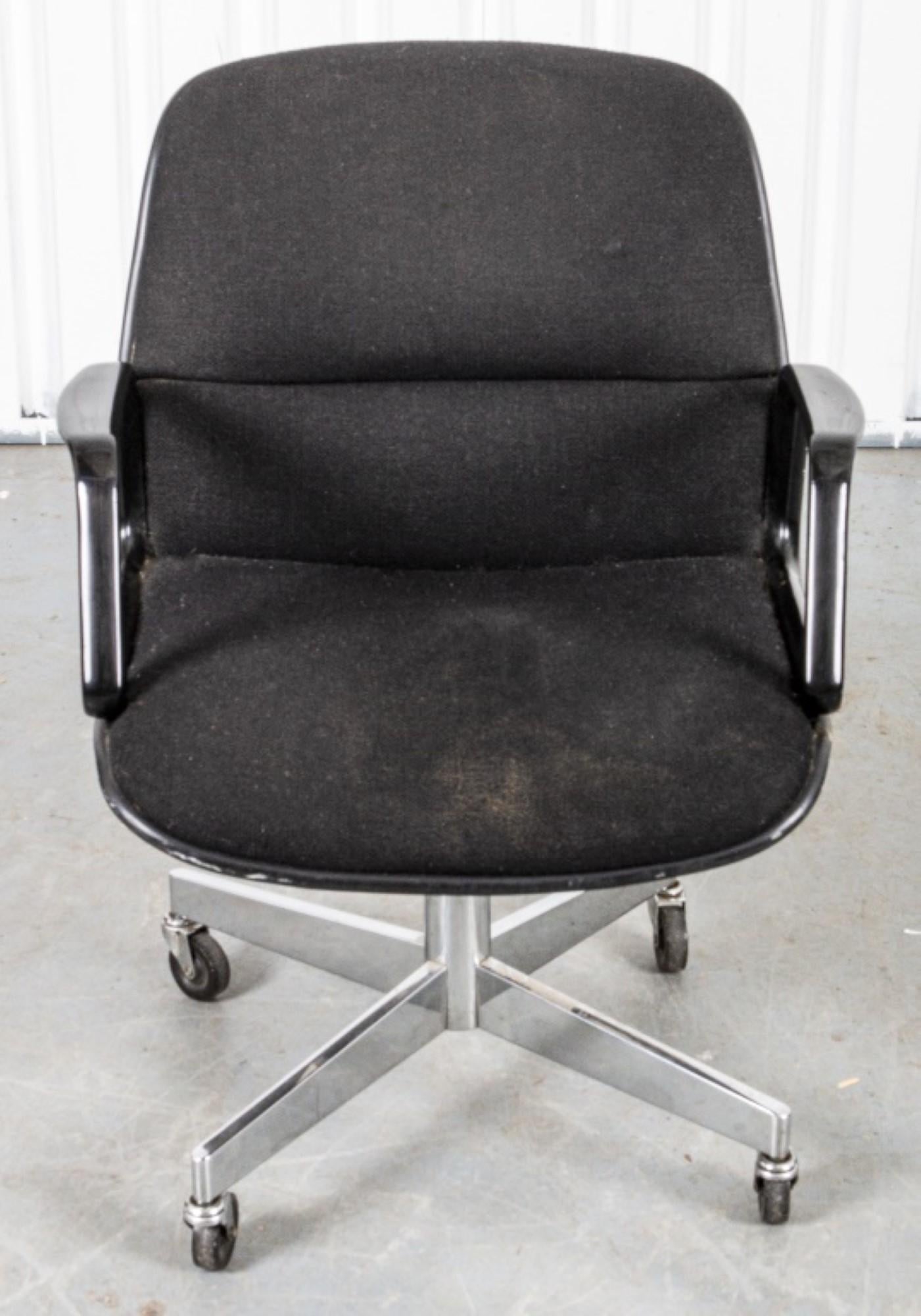 American Charles Pollock for Knoll Office Armchair For Sale