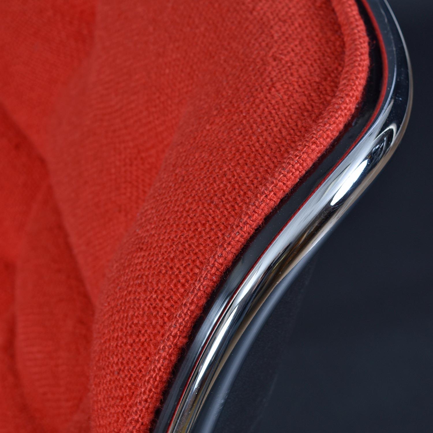 Charles Pollock für Knoll: Chefsessel aus rotem Tweed mit hohem Tension-Knopf 1