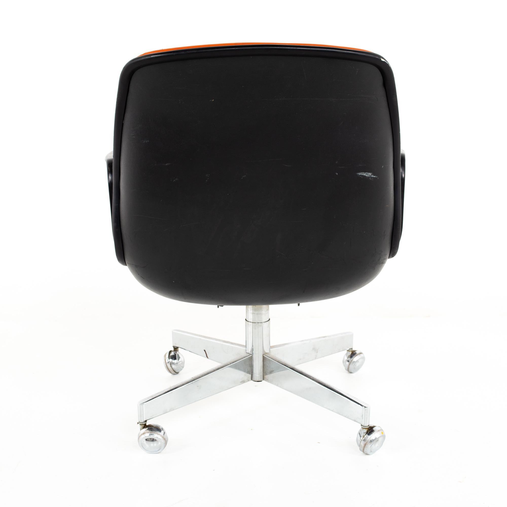 Mid-Century Modern Charles Pollock for Knoll Style Mid Century All Steel Office Desk Chair