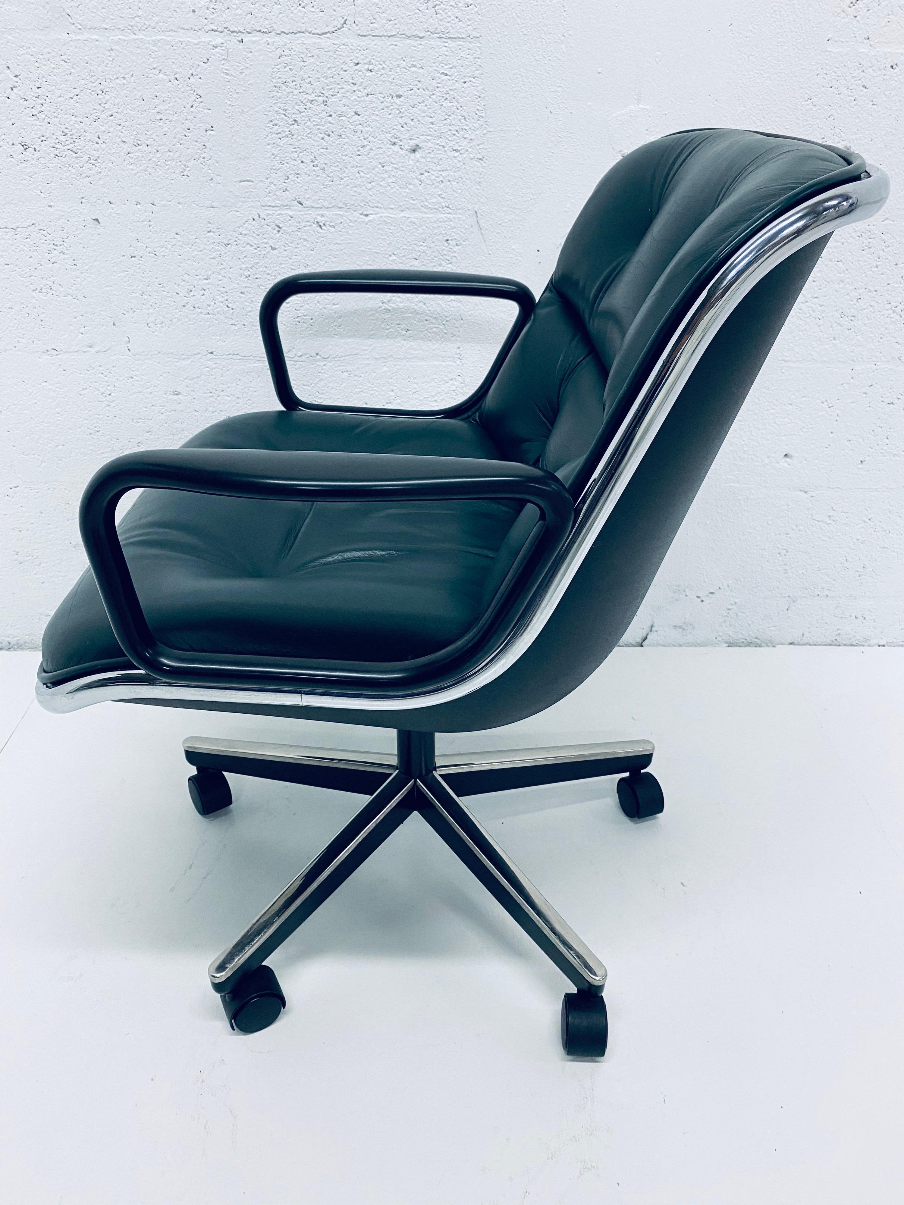 Charles Pollock Hunter Green Leather Desk Chair for Knoll In Good Condition In Miami, FL