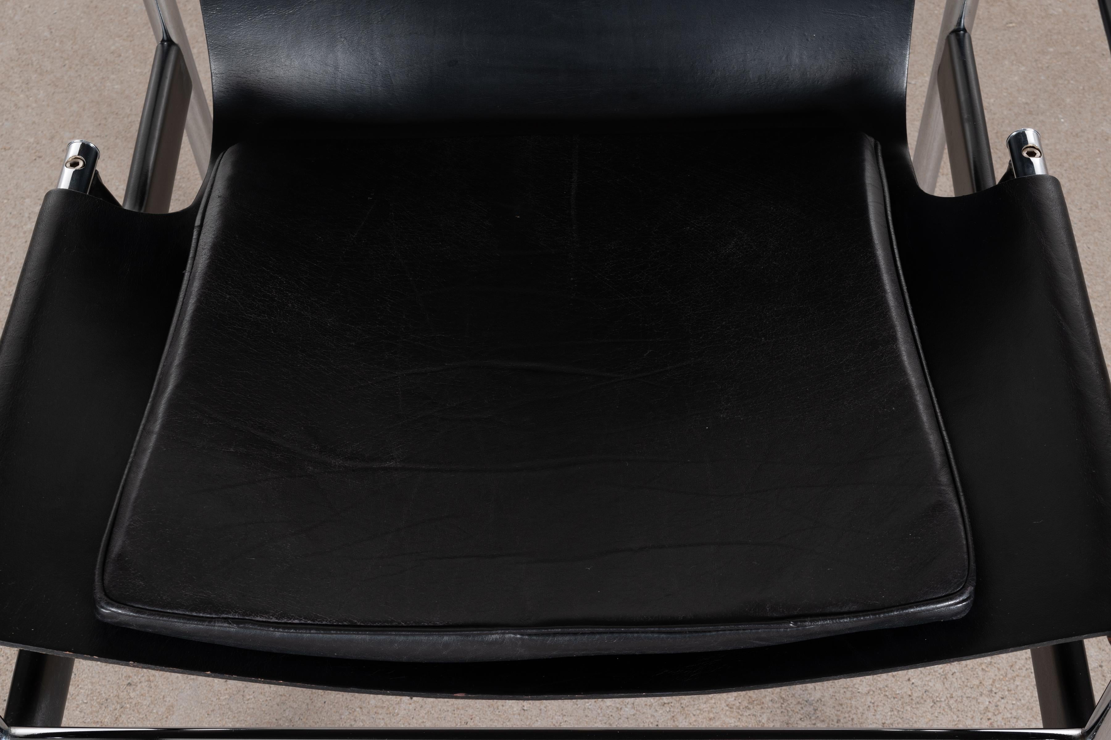 Charles Pollock Lounge Armchair Model 657 for Knoll in Black Saddle Leather 3