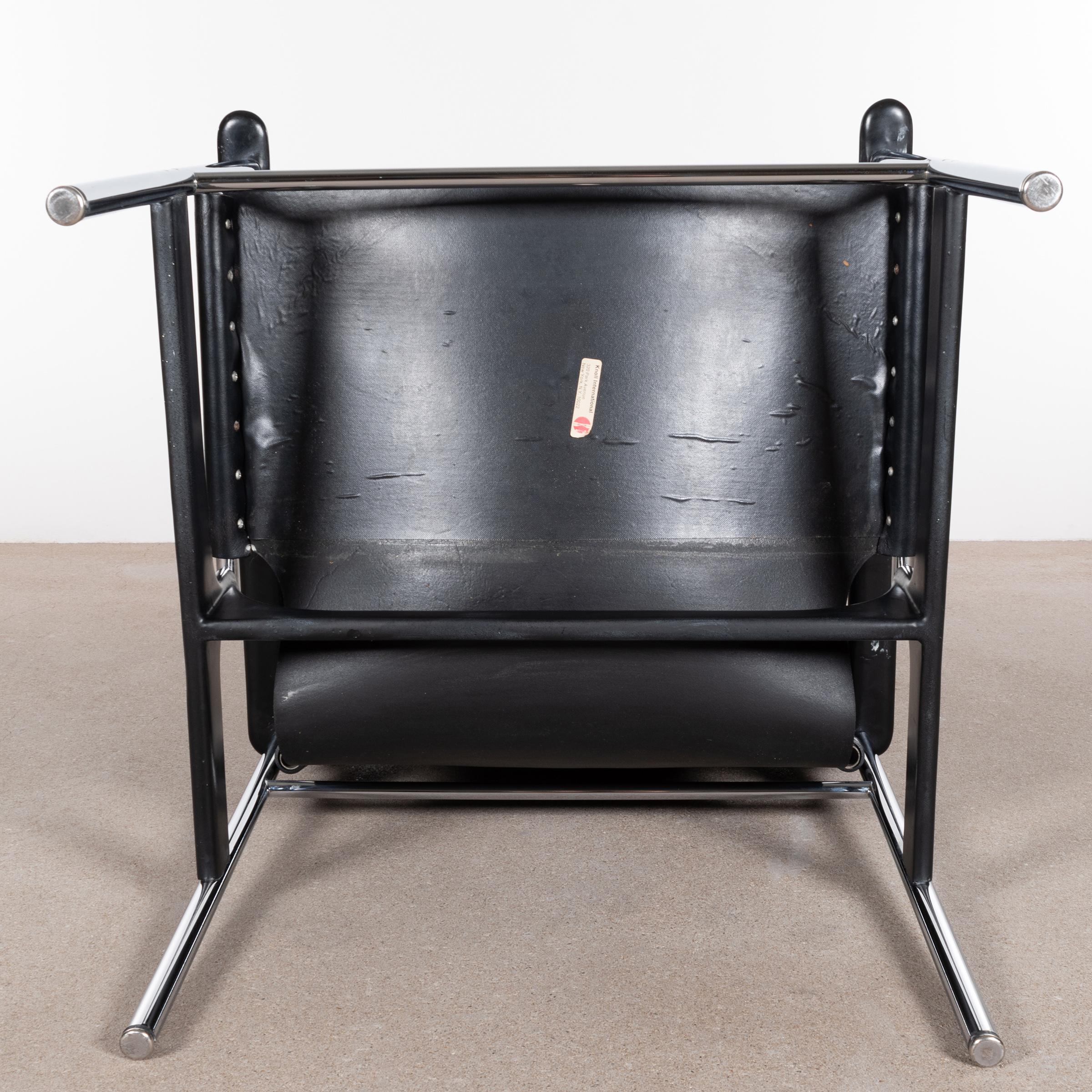 Charles Pollock Lounge Armchair Model 657 for Knoll in Black Saddle Leather 4