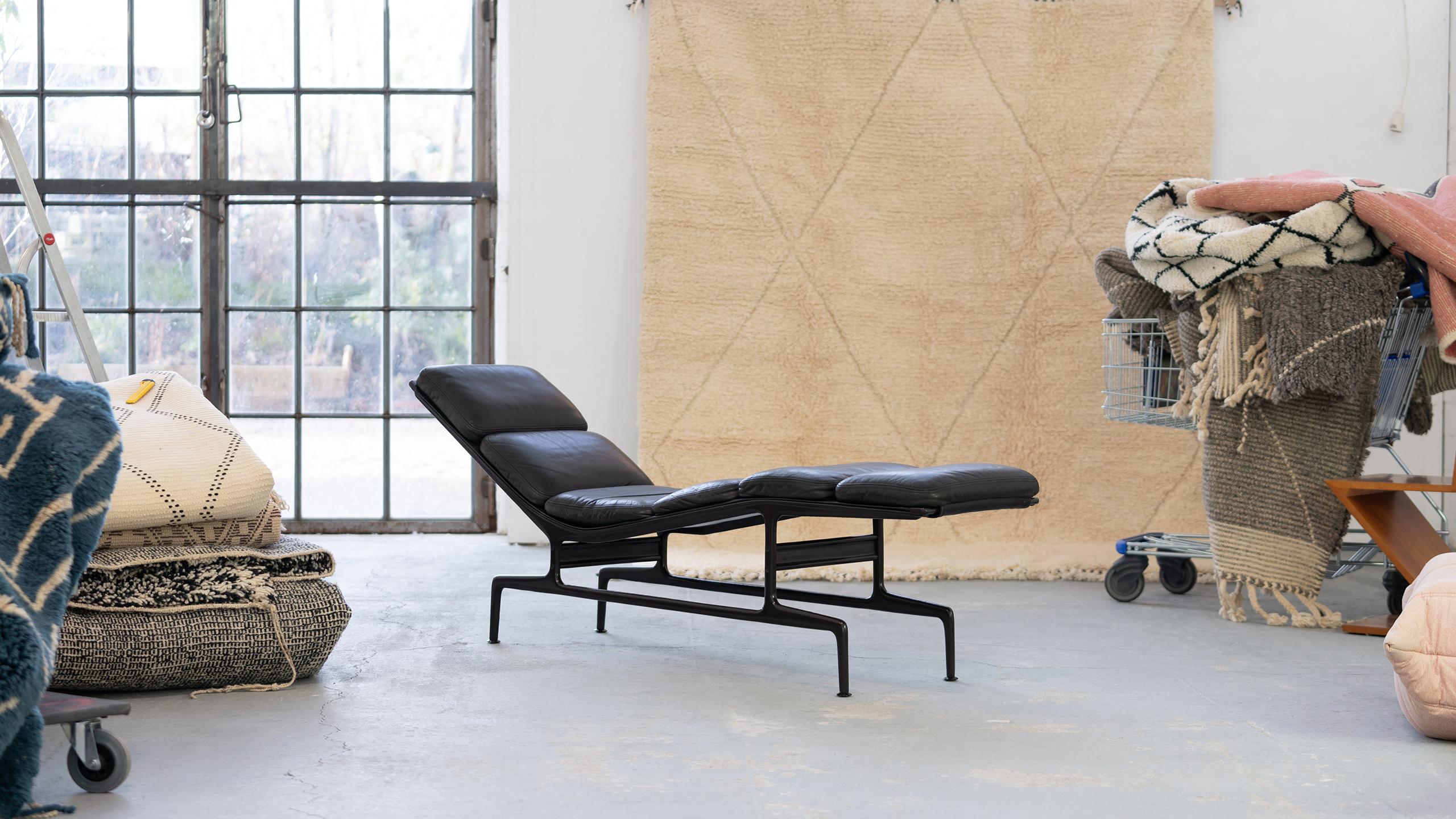 Charles & Ray Eames, 1968, Soft Pad Chaise ES 106 by Herman Miller Lounge Chair 4
