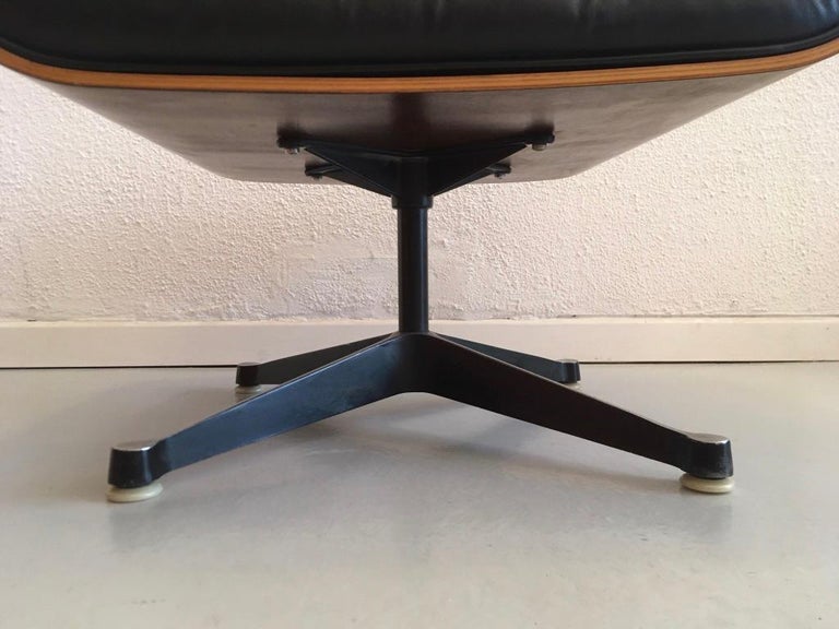 American Charles & Ray Eames Black Leather and Rosewood Ottoman for Lounge Chair For Sale