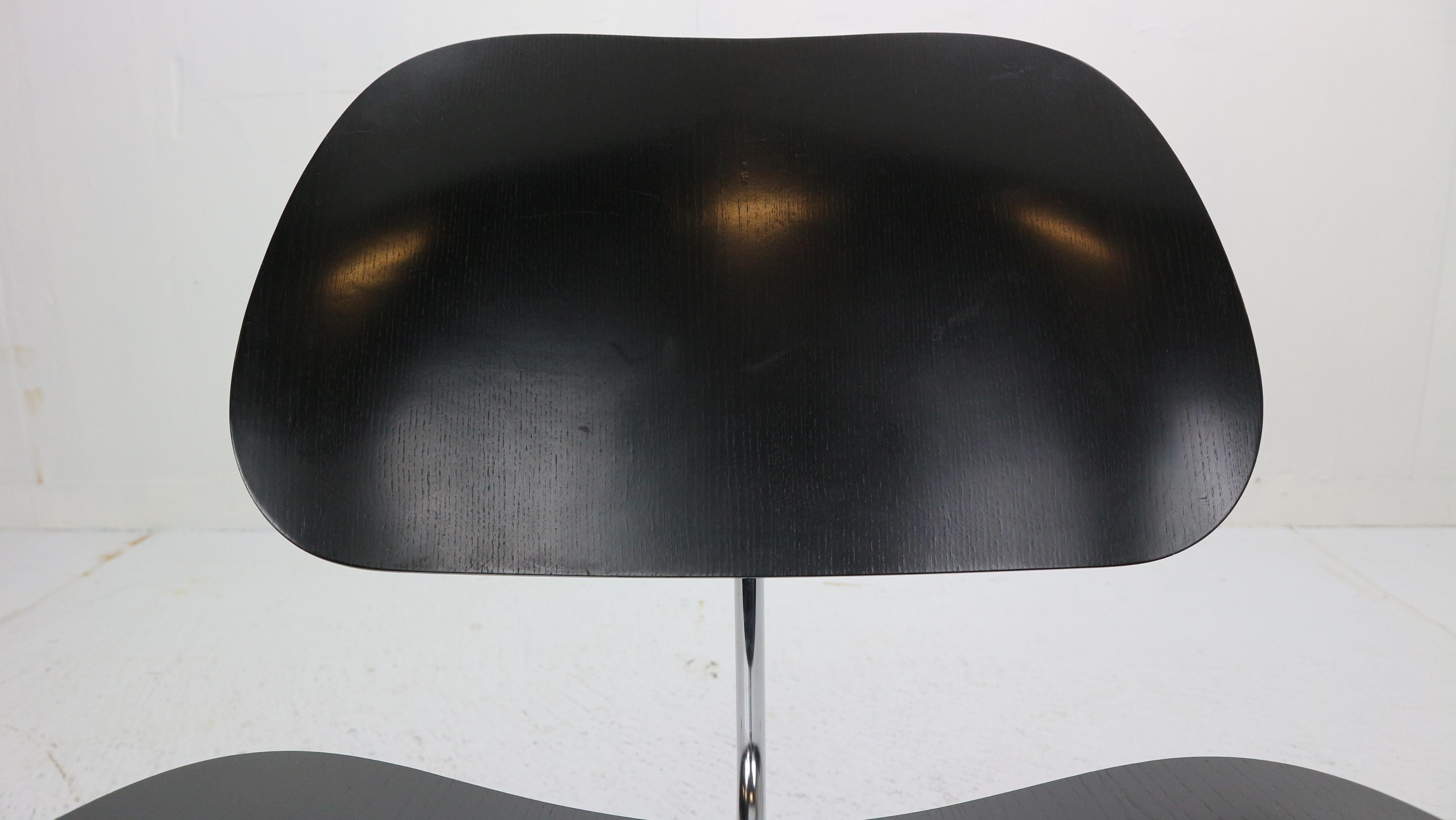 Charles & Ray Eames Black Original Plywood Group LCM Chair for Vitra, 1999 4