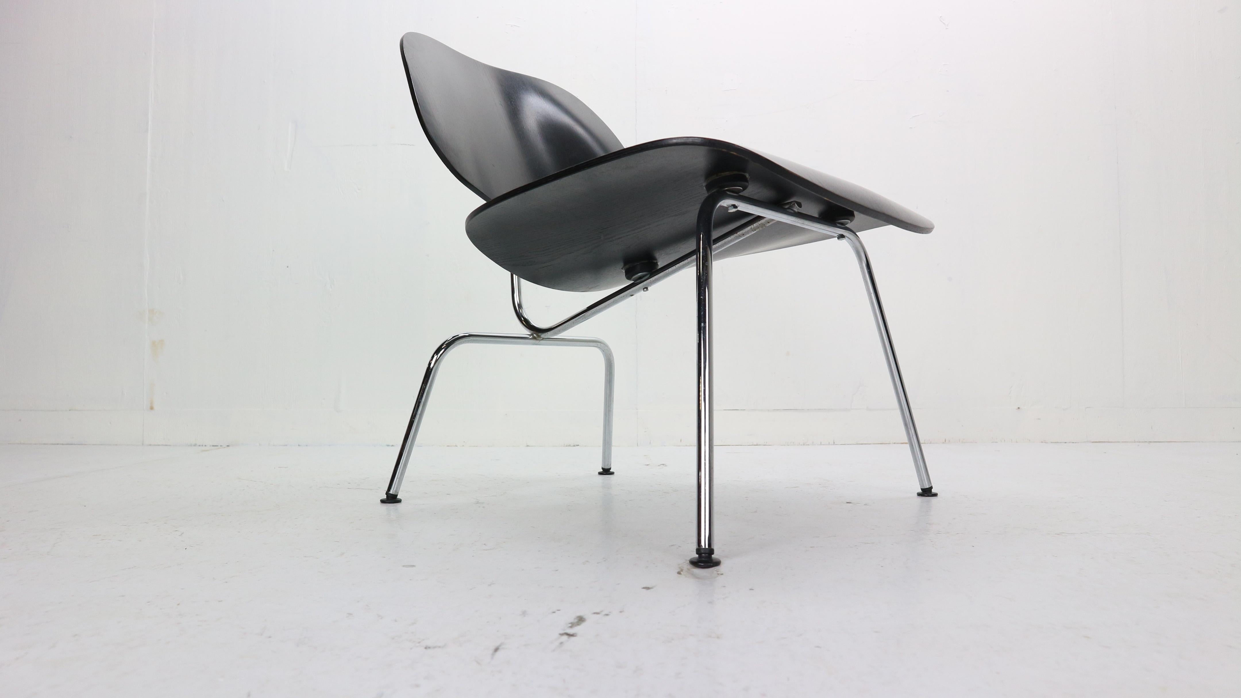 Late 20th Century Charles & Ray Eames Black Original Plywood Group LCM Chair for Vitra, 1999