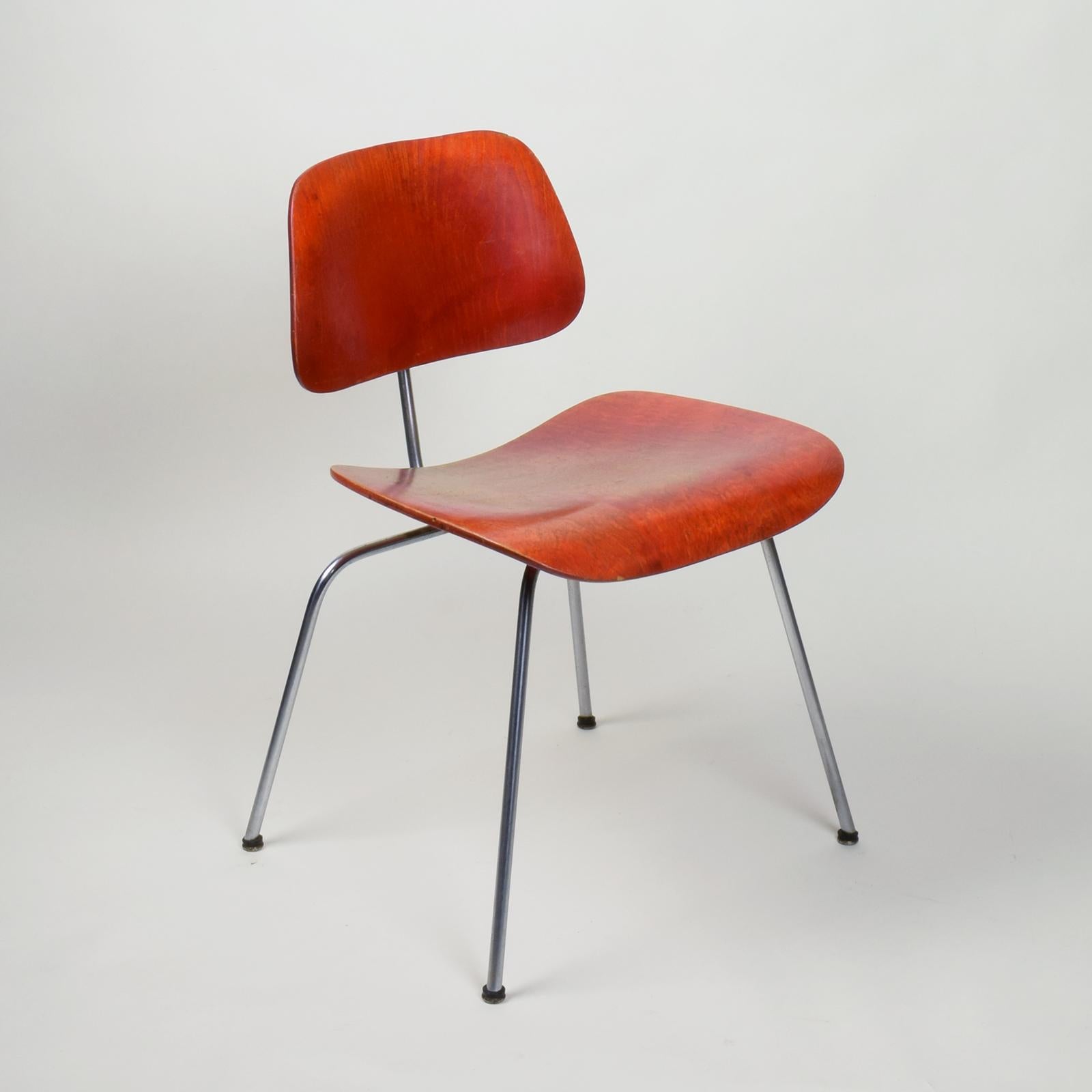 Charles & Ray Eames, 'DCM' Chair for Herman Miller, Stunning Early Version 1
