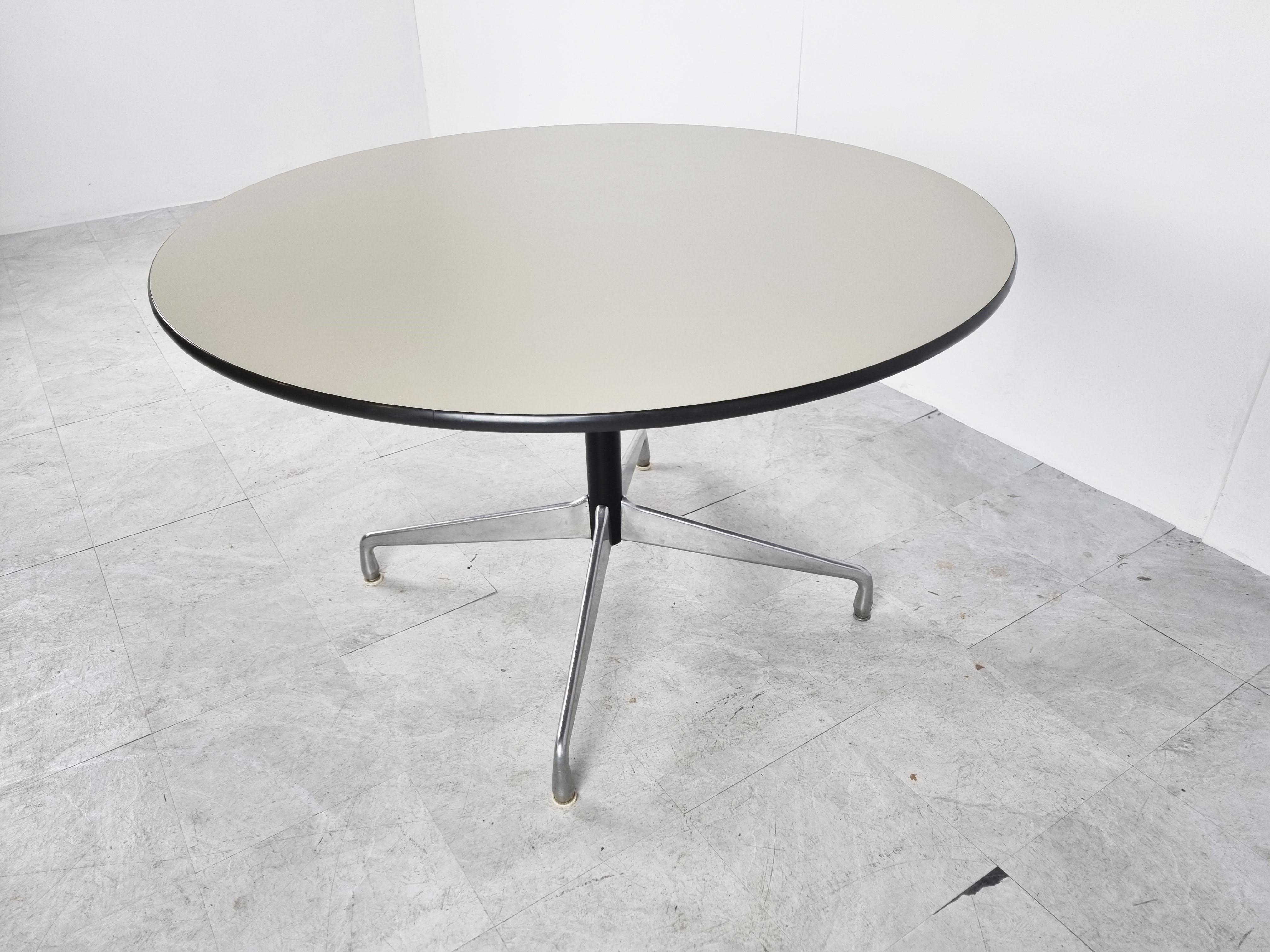 Charles & Ray Eames Dining Table for Herman Miller, 1970s 2