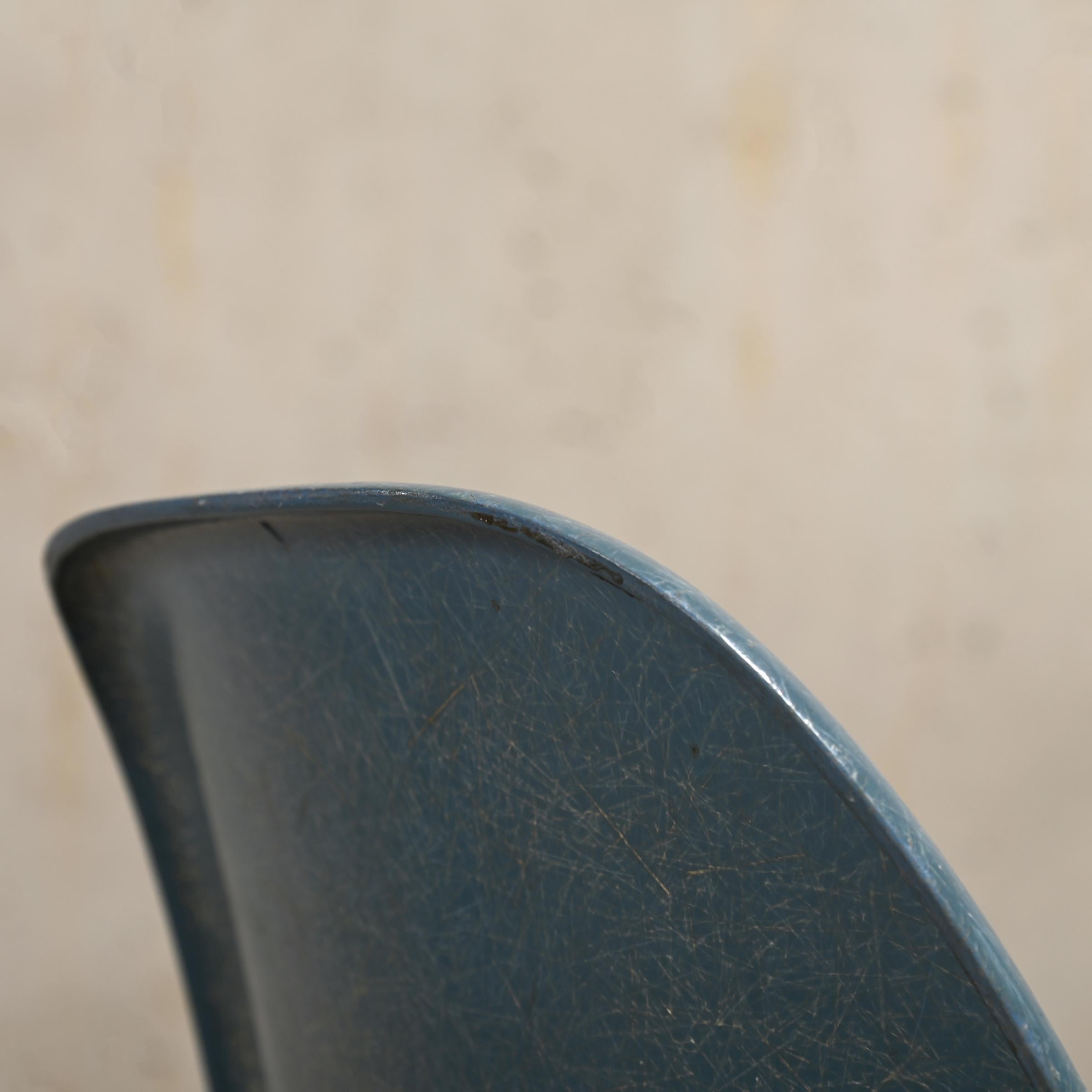 Charles & Ray Eames DSR Side Chair Ocean Blue for Vitra / Herman Miller 4