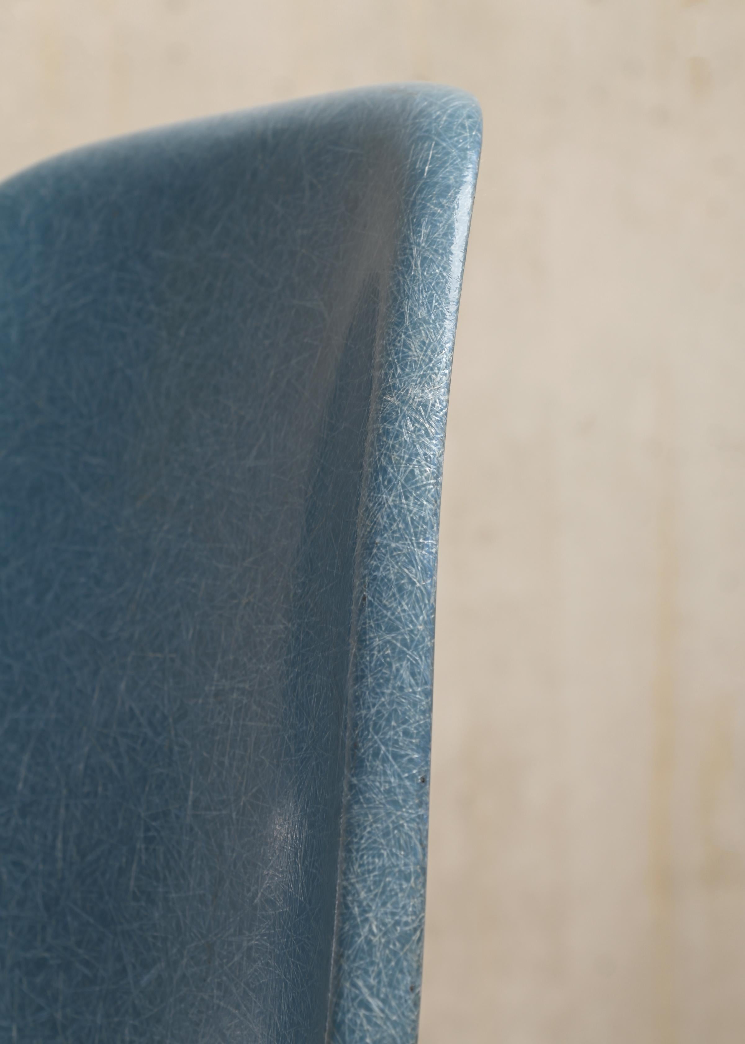 Charles & Ray Eames DSR Side Chair Ocean Blue for Vitra / Herman Miller 6