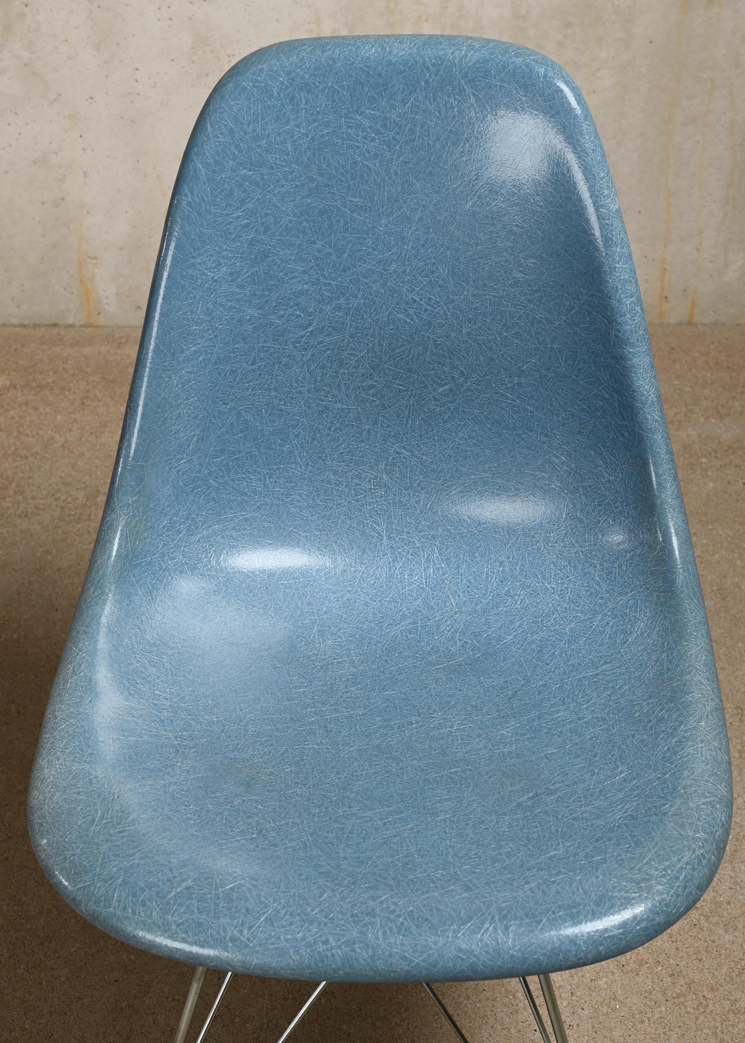 Zinc Charles & Ray Eames DSR Side Chair Ocean Blue for Vitra / Herman Miller