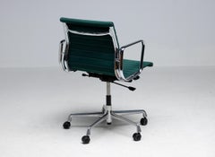 Charles & Ray Eames EA117 Executive Office Chair by Vitra