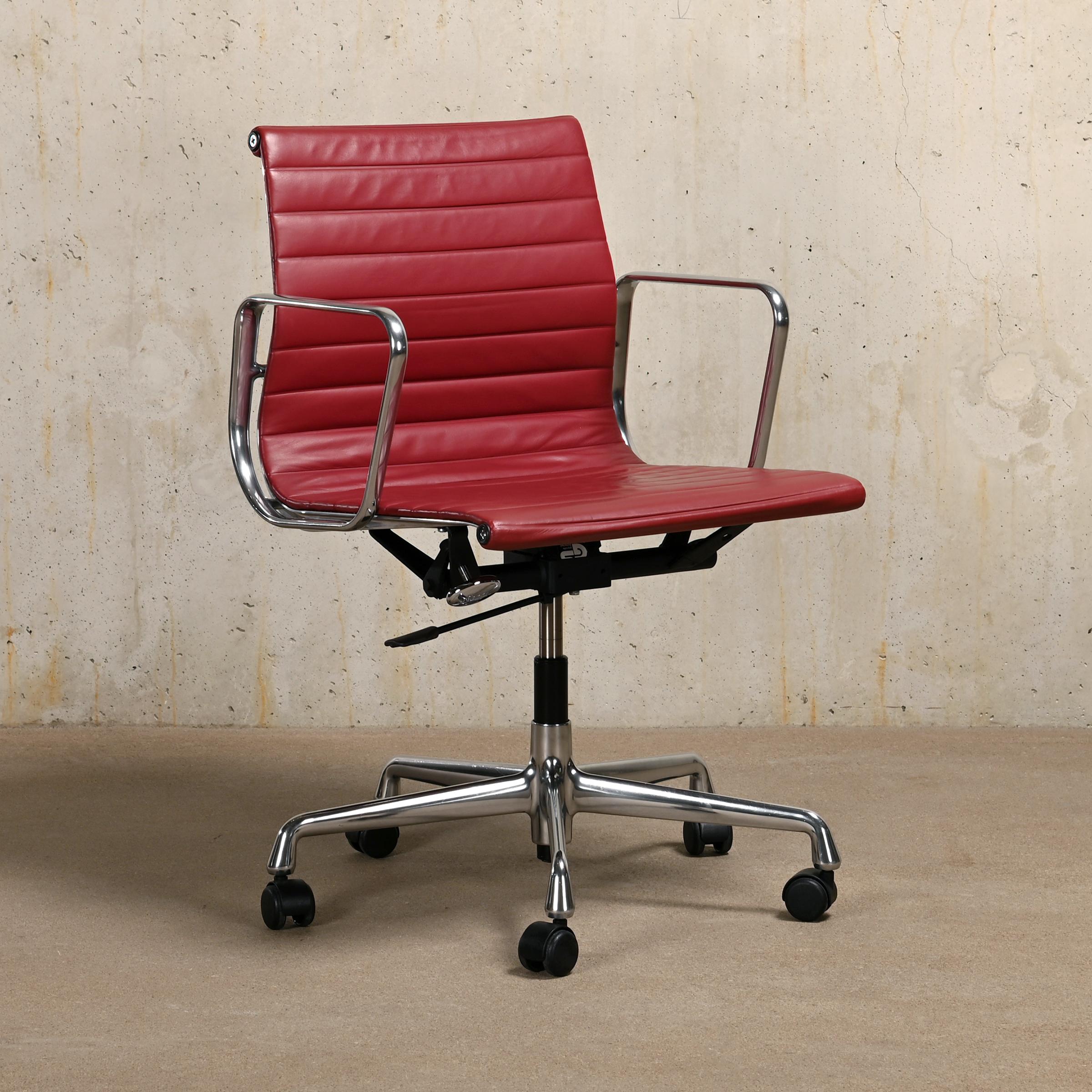 famous office chair