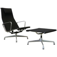 Used Charles & Ray Eames EA124 + EA125 Lounge Chair and Ottoman Herman Miller, 1970s