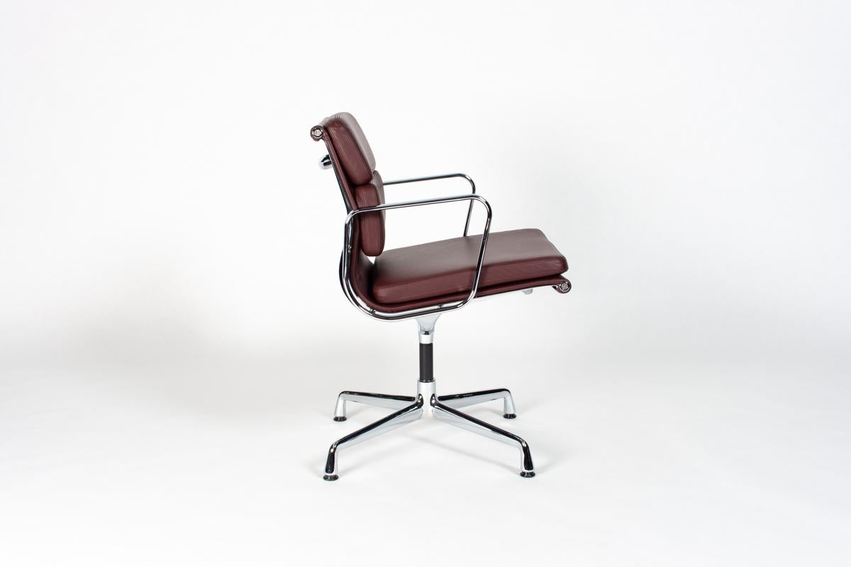 German Charles & Ray Eames EA208 Conference and Dining Chair Aubergine Leather, Vitra
