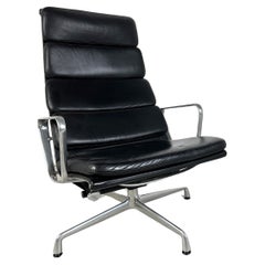 Charles & Ray Eames EA222 softpad leather lounge chair, 1990s 