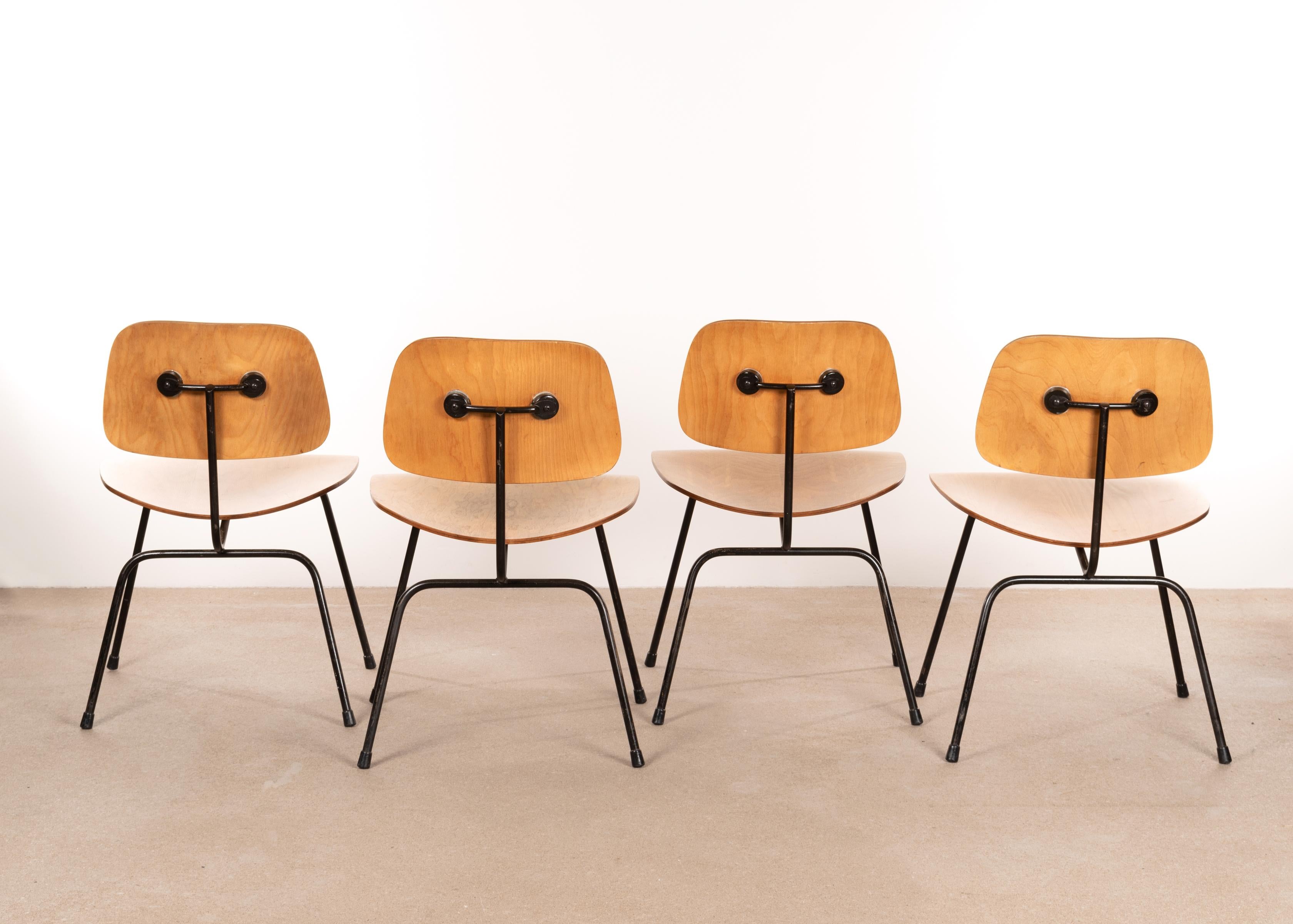 Mid-Century Modern Charles & Ray Eames Early 1953 DCM Maple Side Chair Dining Set by Herman Miller