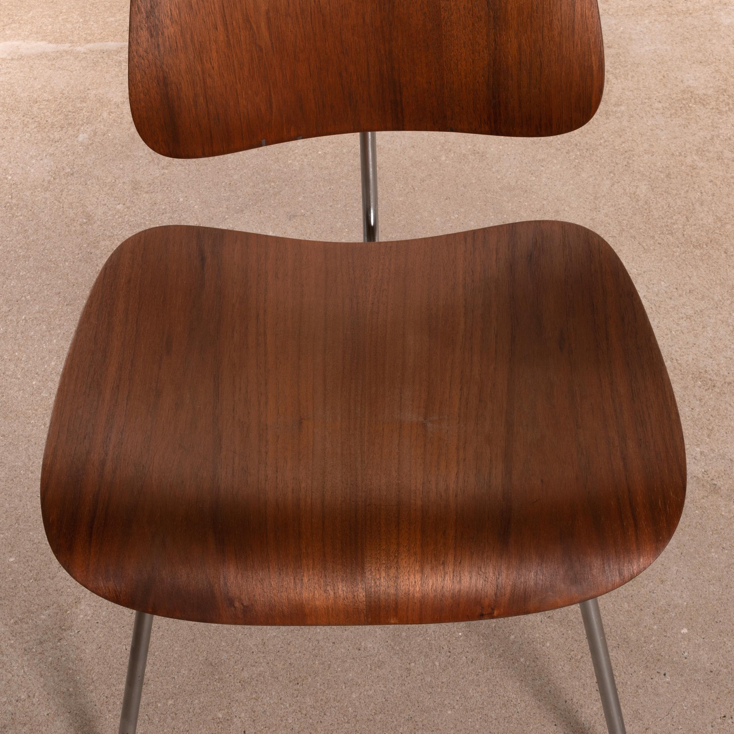 Charles & Ray Eames Early DCM Walnut Side Chair by Herman Miller, USA 1