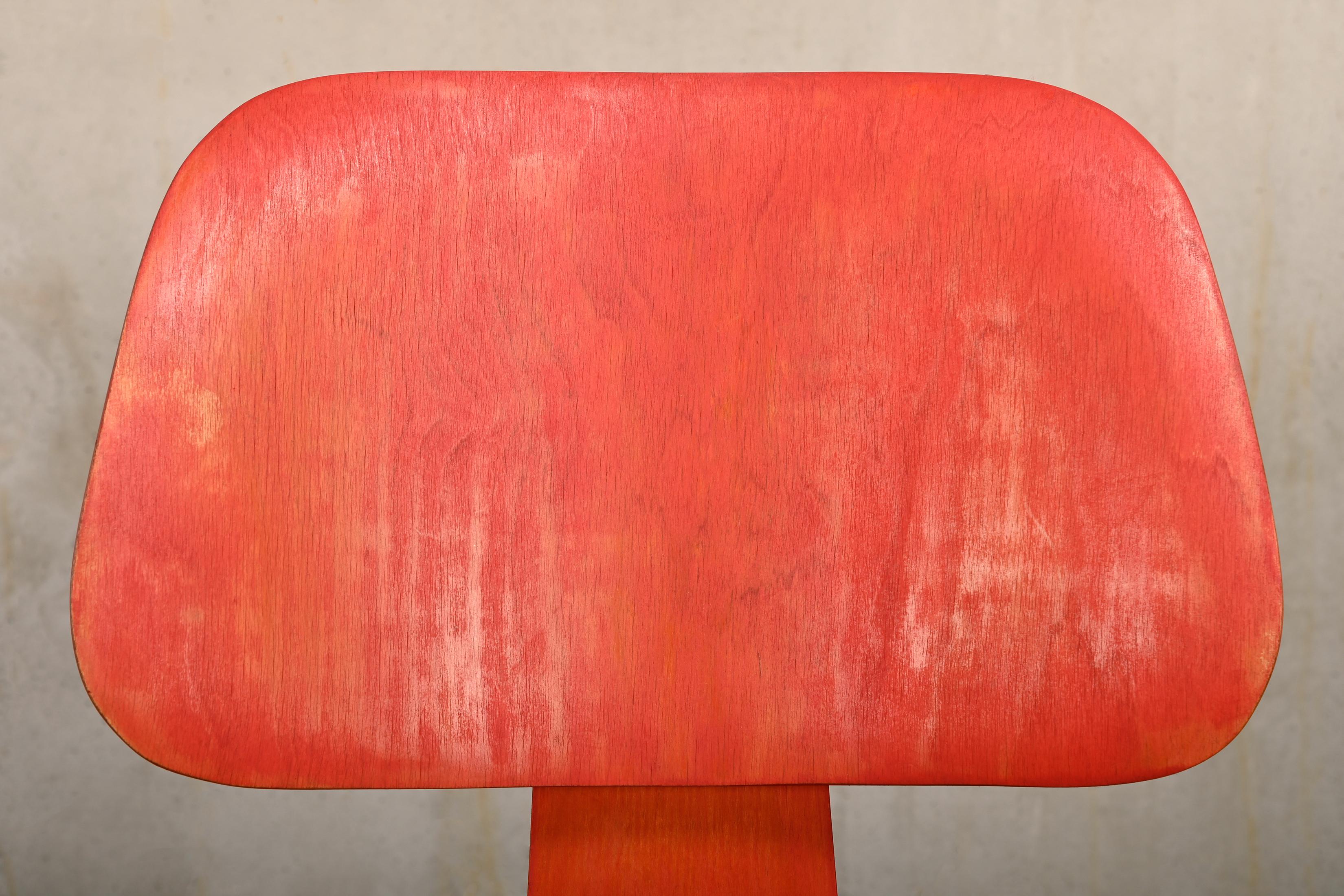 Charles & Ray Eames Early DCW Red aniline dye Ash Dining Chair for Evans Plywood 3