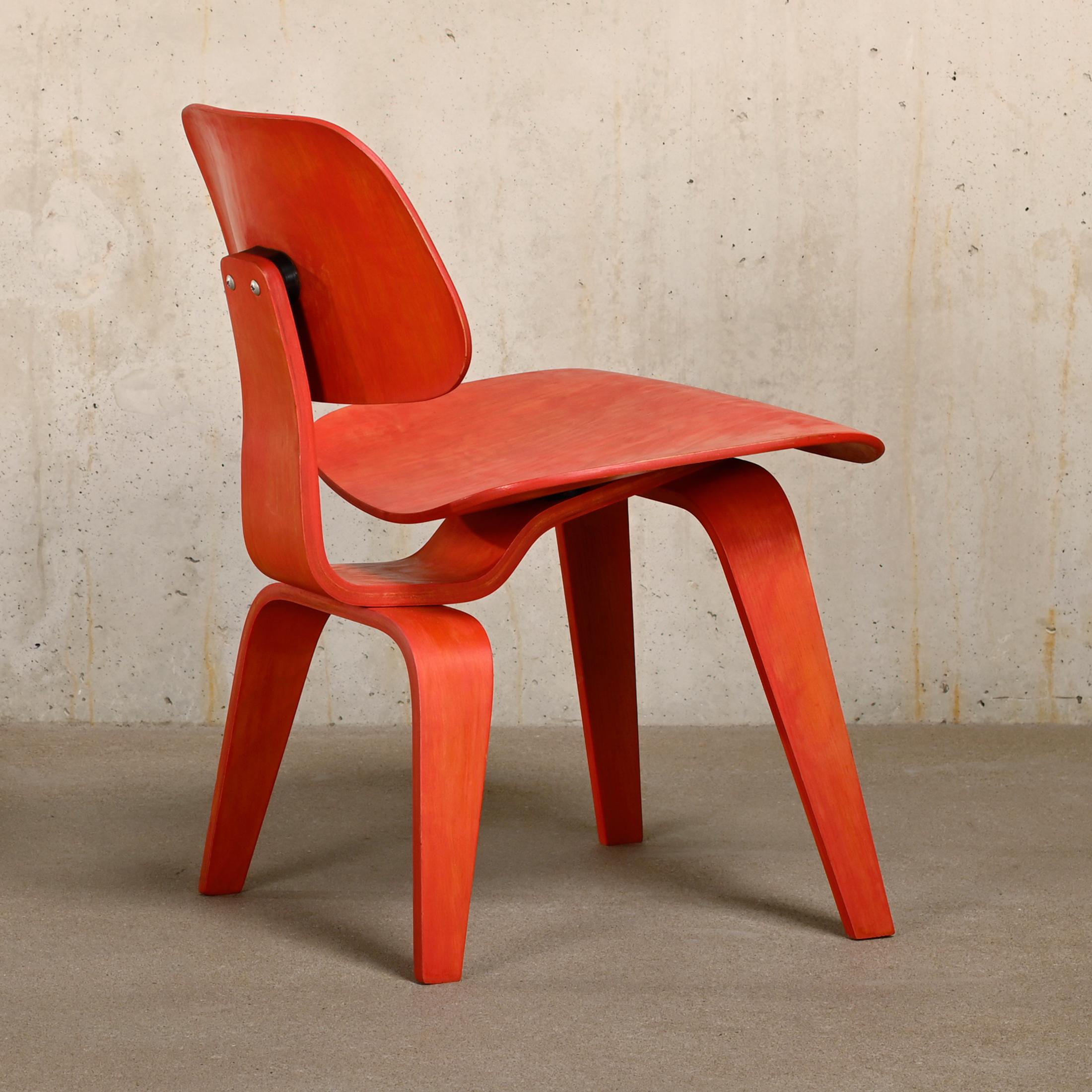 American Charles & Ray Eames Early DCW Red aniline dye Ash Dining Chair for Evans Plywood