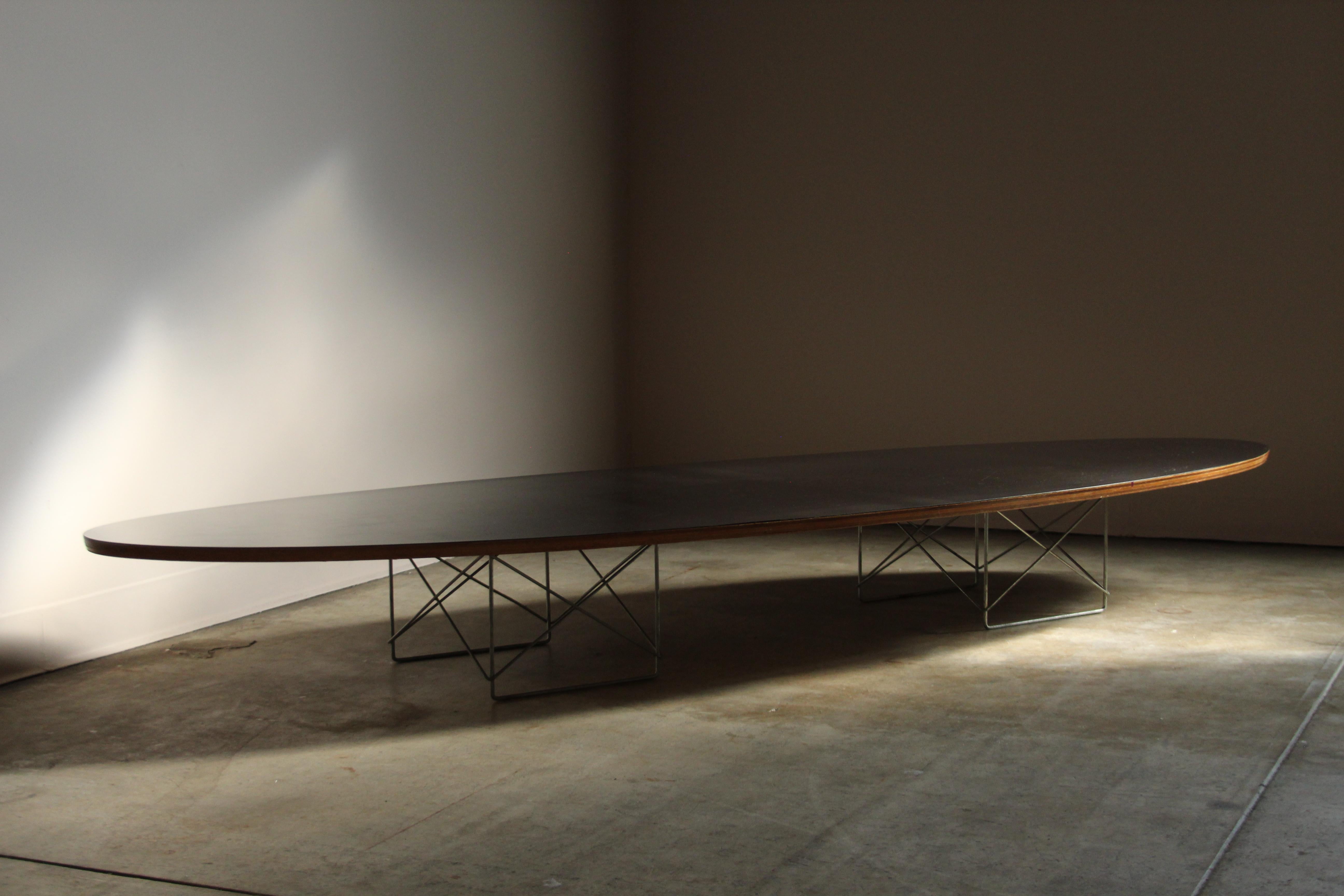Mid-Century Modern Charles & Ray Eames Early ETR 