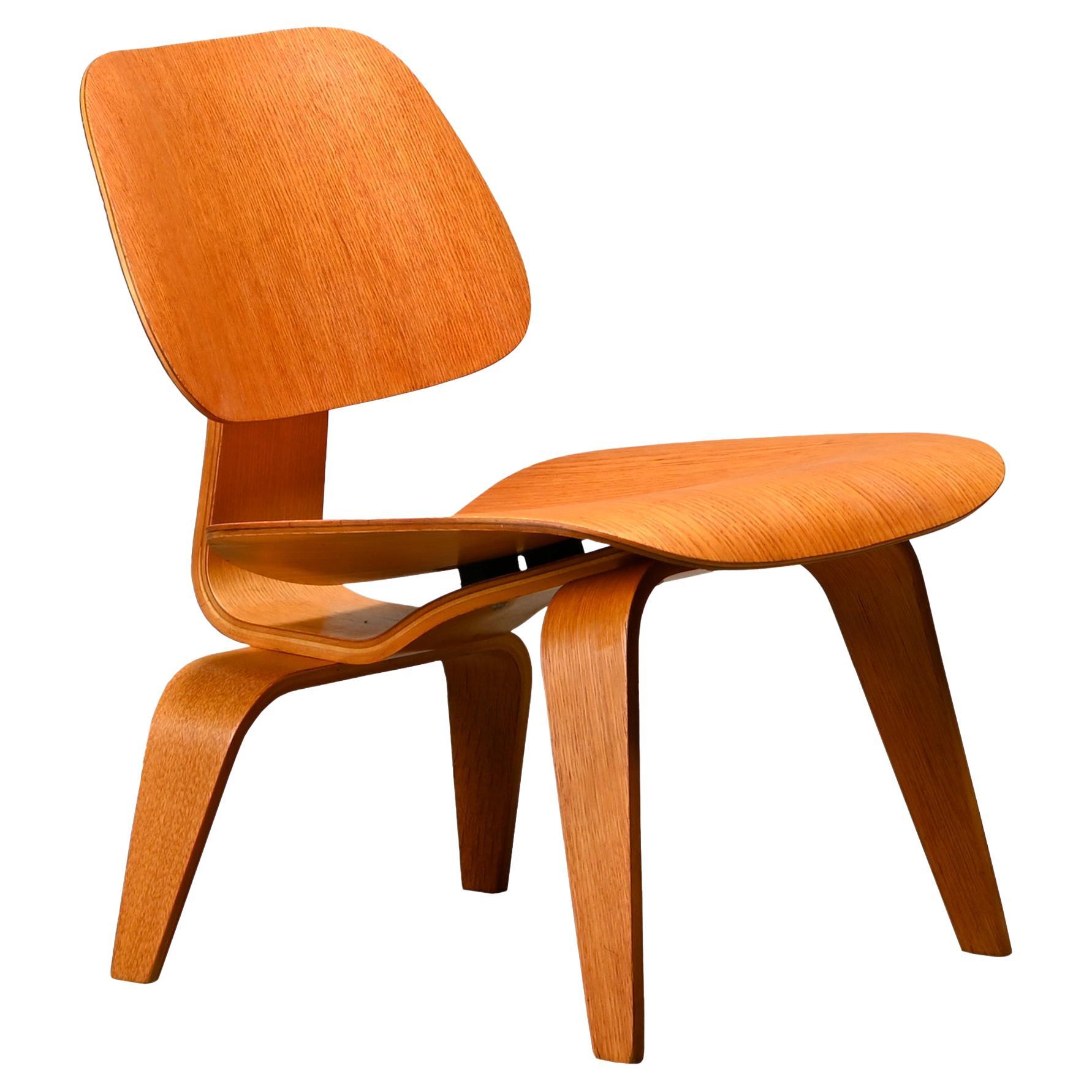 Charles & Ray Eames Early LCW Ash Lounge Chair for Herman Miller, 1951