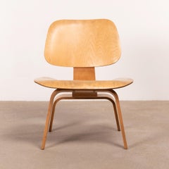 Charles & Ray Eames Early LCW Maple Lounge Chair pour Herman Miller:: 1952