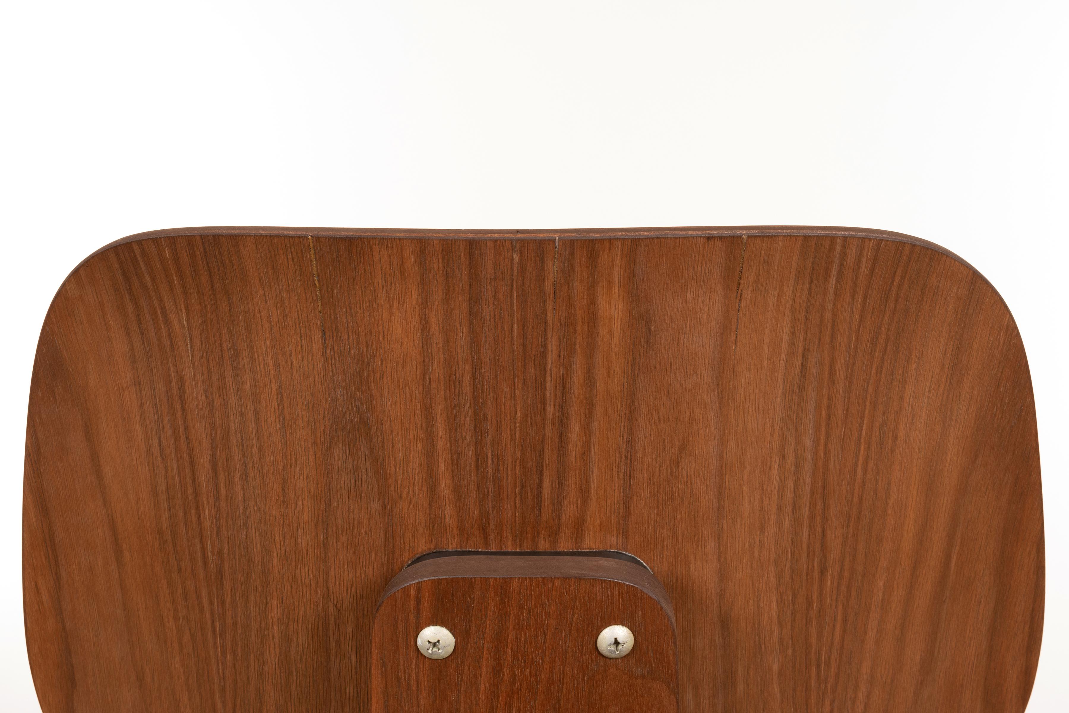 Charles & Ray Eames Early LCW Walnut Lounge Chair for Herman Miller 12
