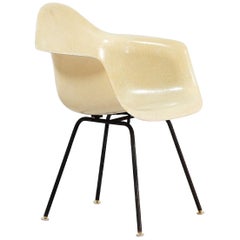 Charles & Ray Eames "Eggshell" Fiberglass Armchair for Herman Miller