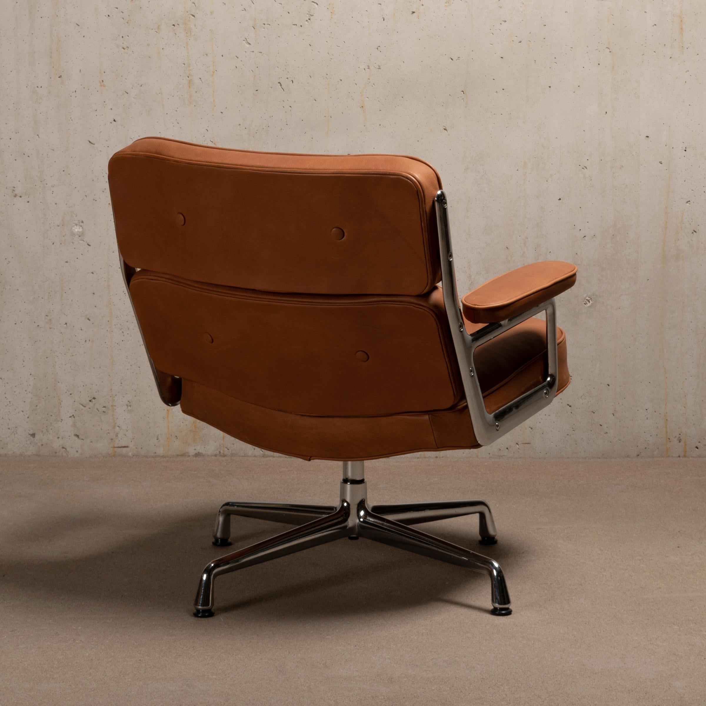 Charles & Ray Eames ES105 Lobby Chairs in Cognac Leather by Vitra 1