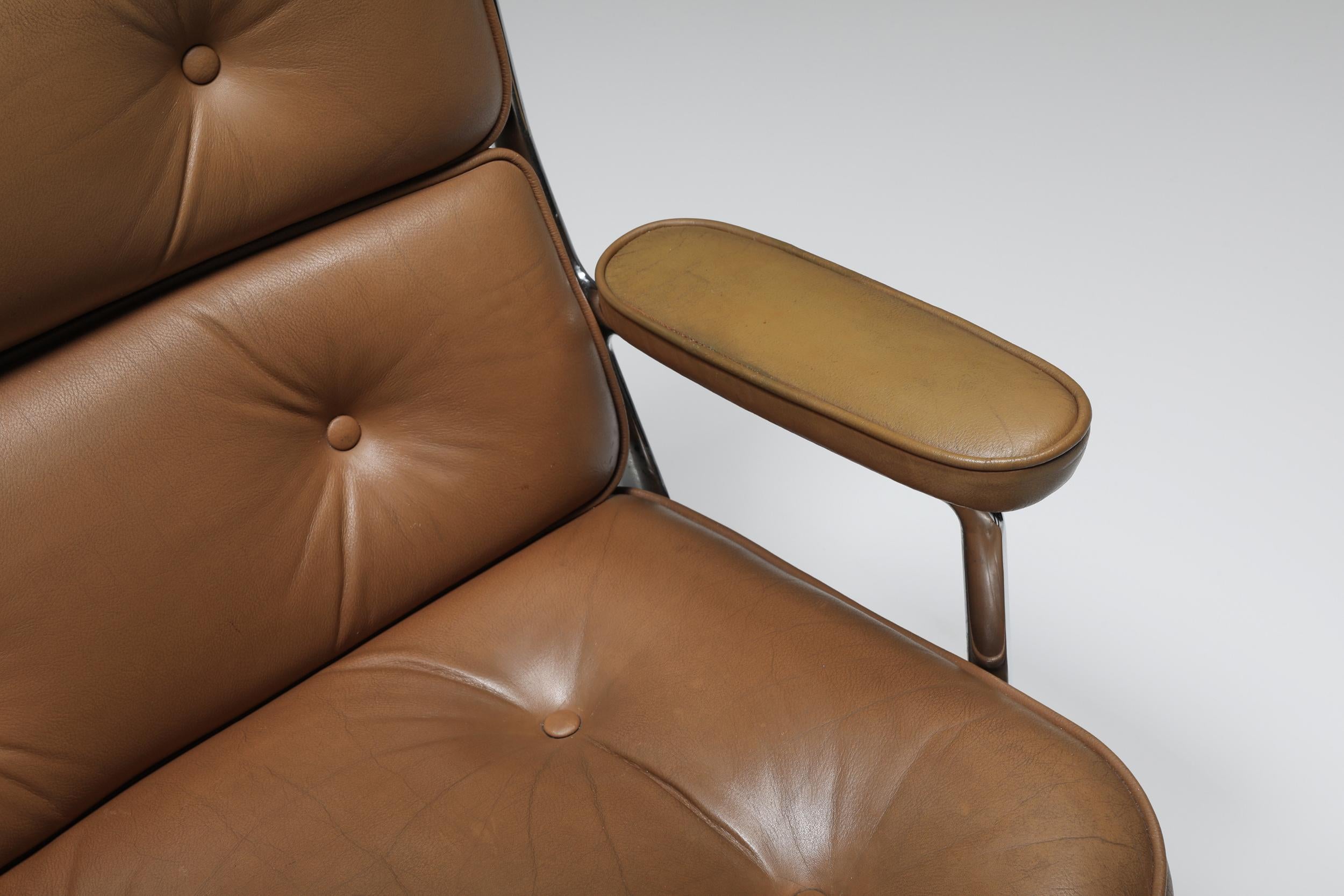 Cuir Charles & Ray Eames ES108 Time Life Lobby Chair pour Herman Miller