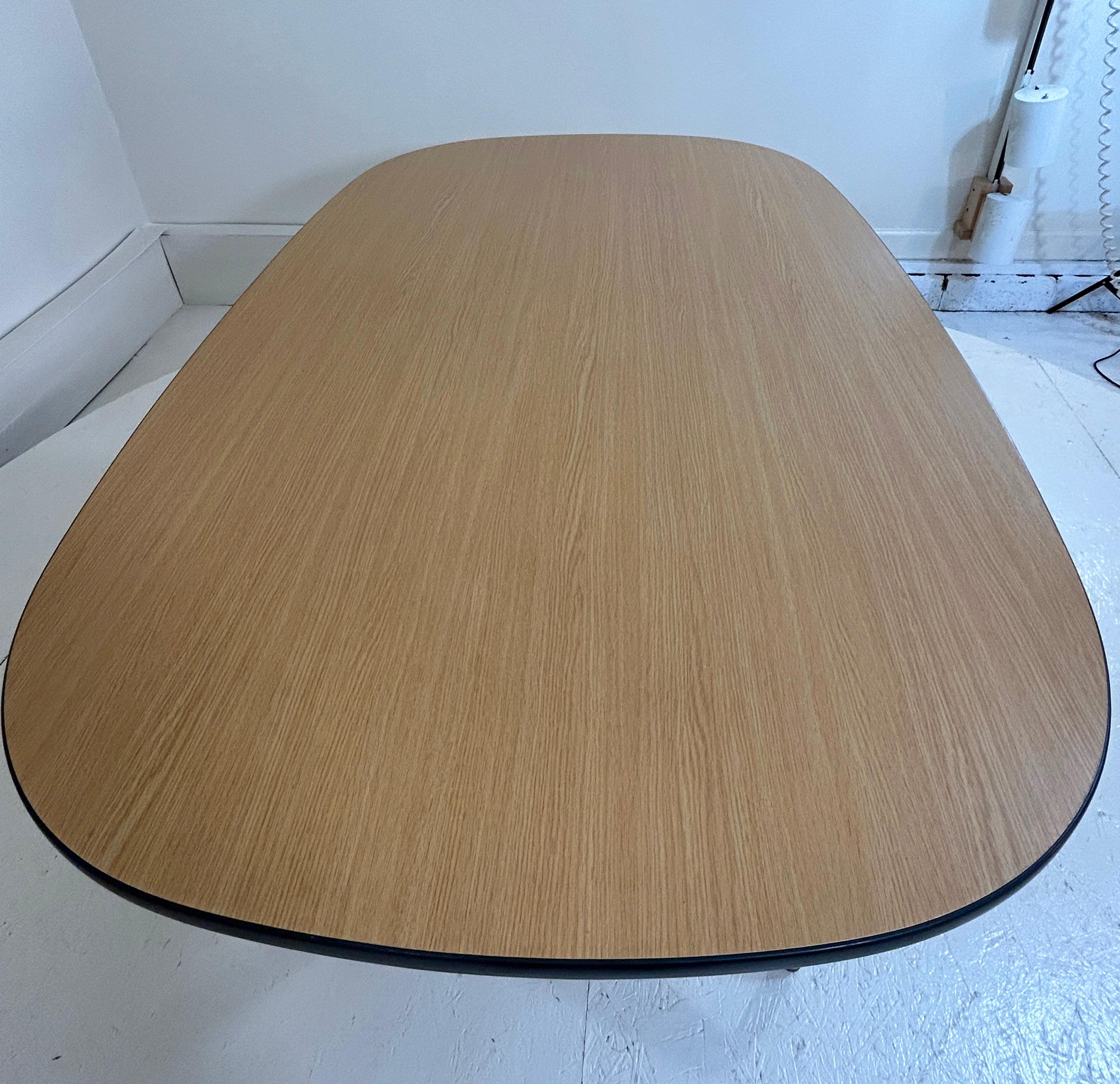 Charles & Ray Eames for Herman Miller 6' Conference Dining Table  In Good Condition For Sale In South Charleston, WV