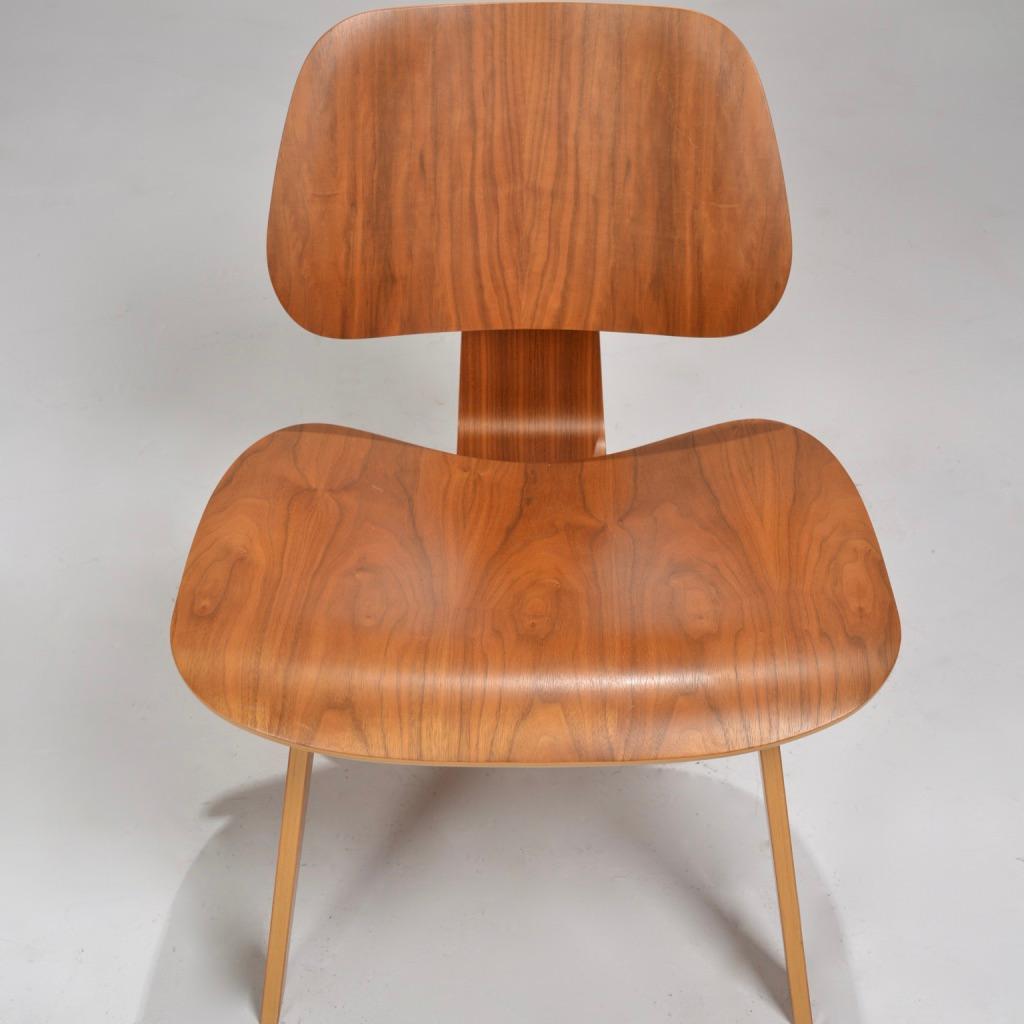 Molded Charles and Ray Eames for Herman Miller LCW Walnut Lounge Chair