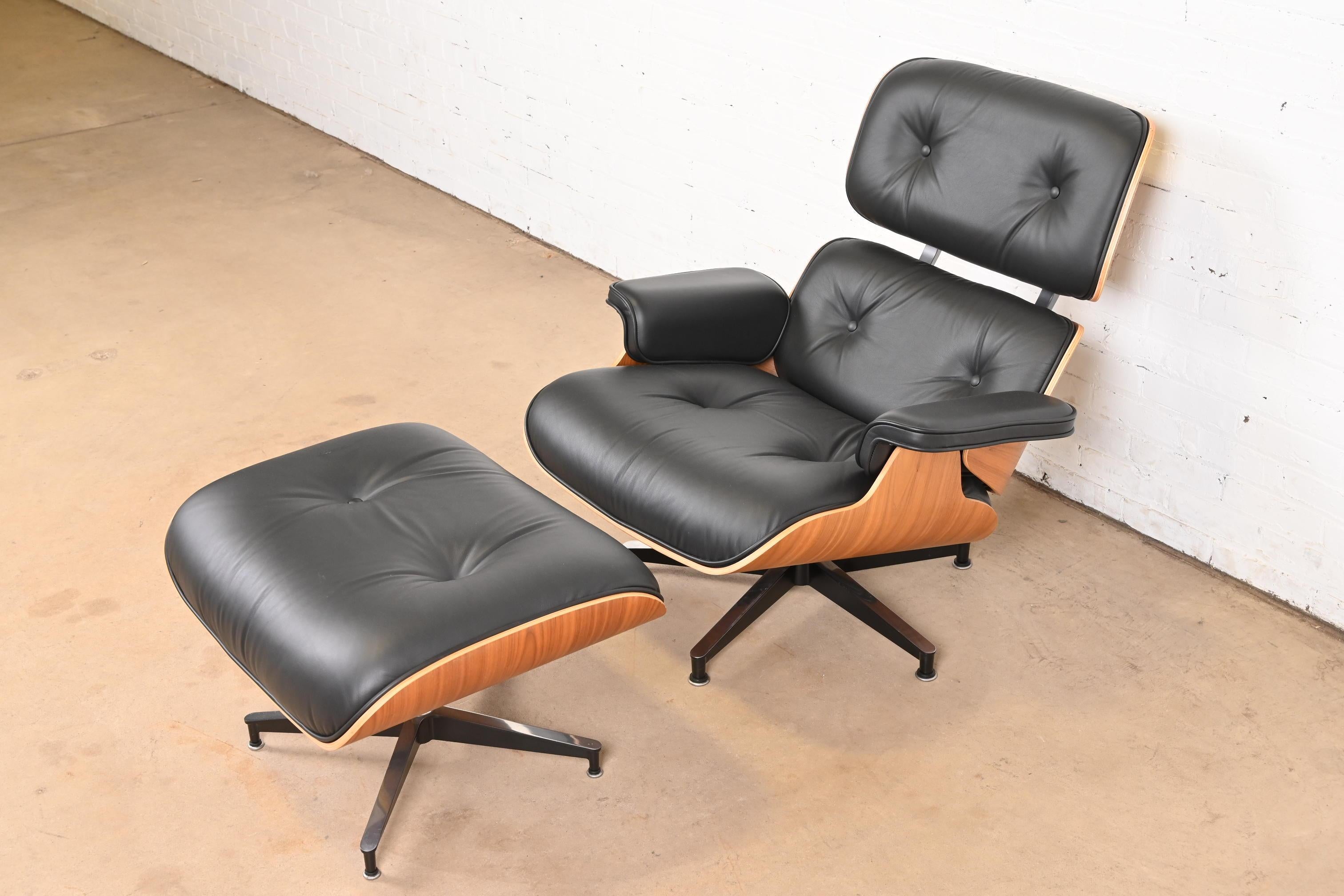 Contemporary Charles & Ray Eames for Herman Miller Lounge Chair and Ottoman in Walnut