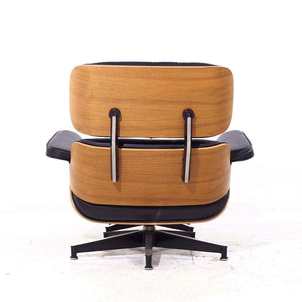 20th Century Charles & Ray Eames for Herman Miller Mid Century Walnut Eames Chair and Ottoman For Sale
