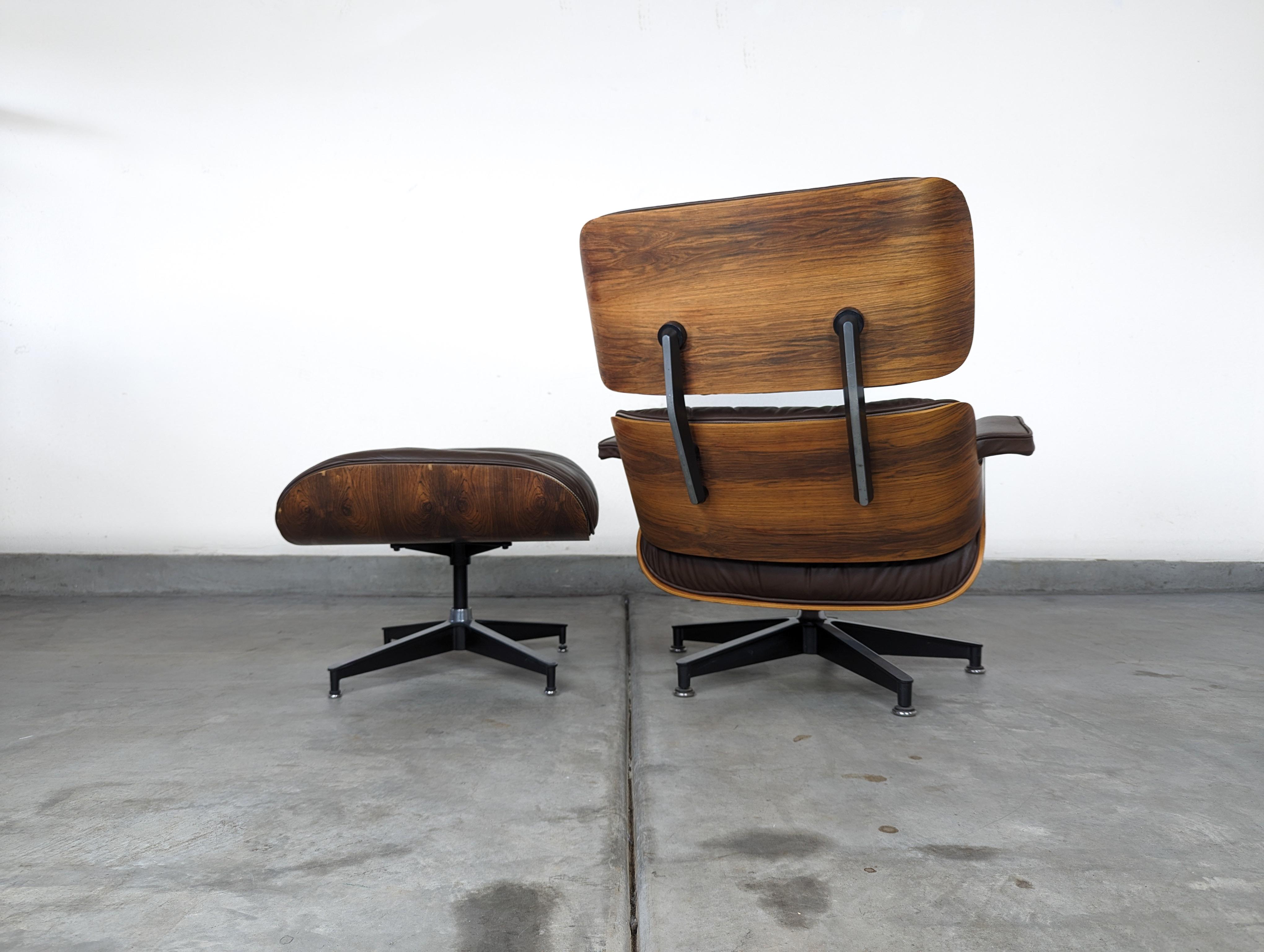 Mid-Century Modern Chaise longue Charles & Ray Eames pour Herman Miller en bois de rose et cuir, vers 1970 en vente