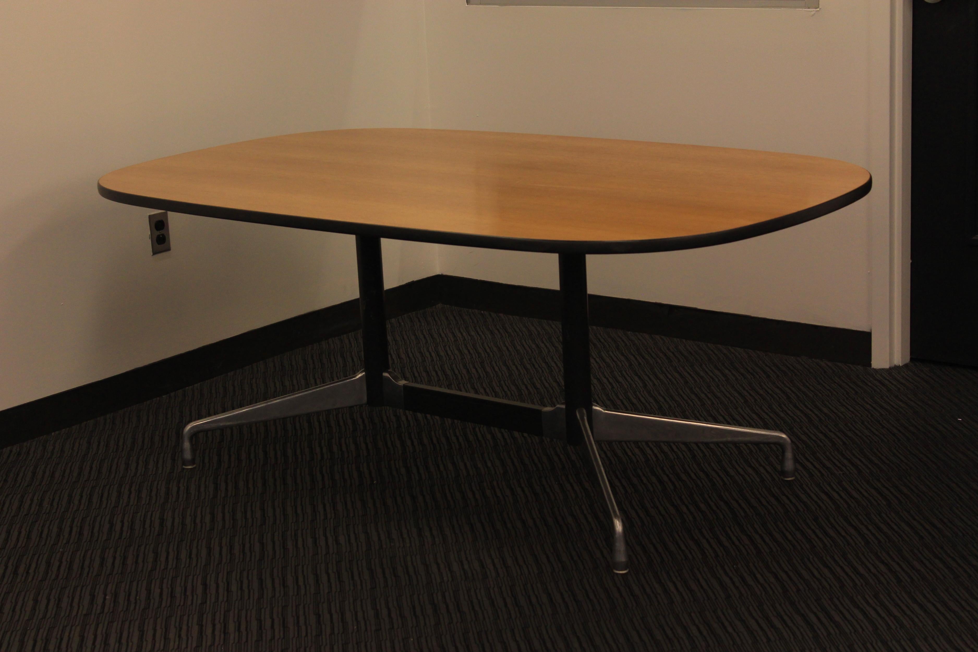 American Charles & Ray Eames for Herman Miller Segmented 6' Conference Dining Table Oak For Sale