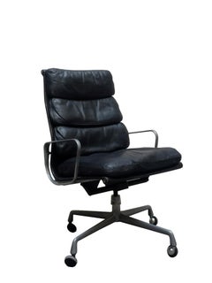 Chaise de bureau Charles & Ray Eames pour Herman Miller en cuir et aluminium souple, 1990
