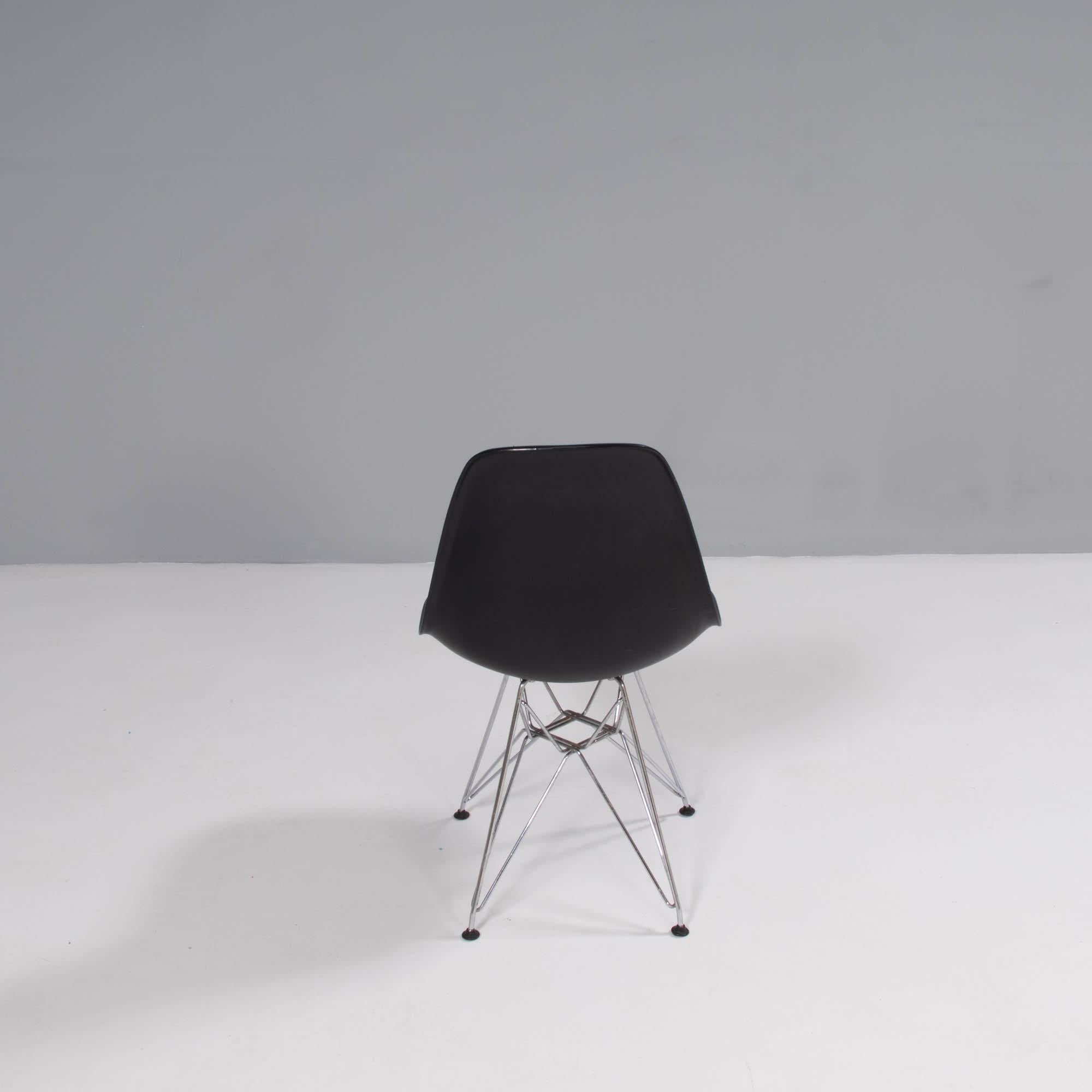 Charles & Ray Eames for Vitra Black DSR Dining Chair In Distressed Condition In London, GB