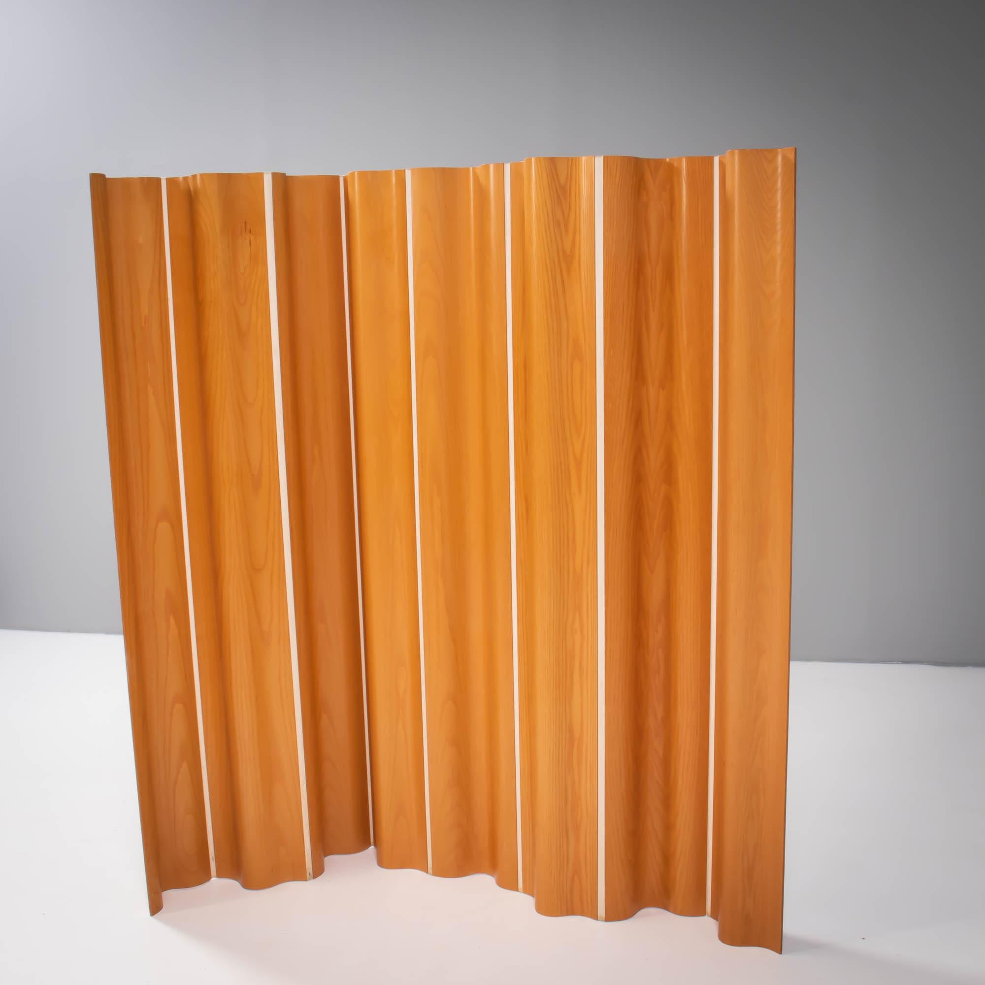 Charles & Ray Eames for Vitra Plywood 8 Sections Folding Screen In Good Condition In London, GB