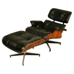 Vintage Charles & Ray Eames Herman Miller Eames Lounge Chair and Ottoman 