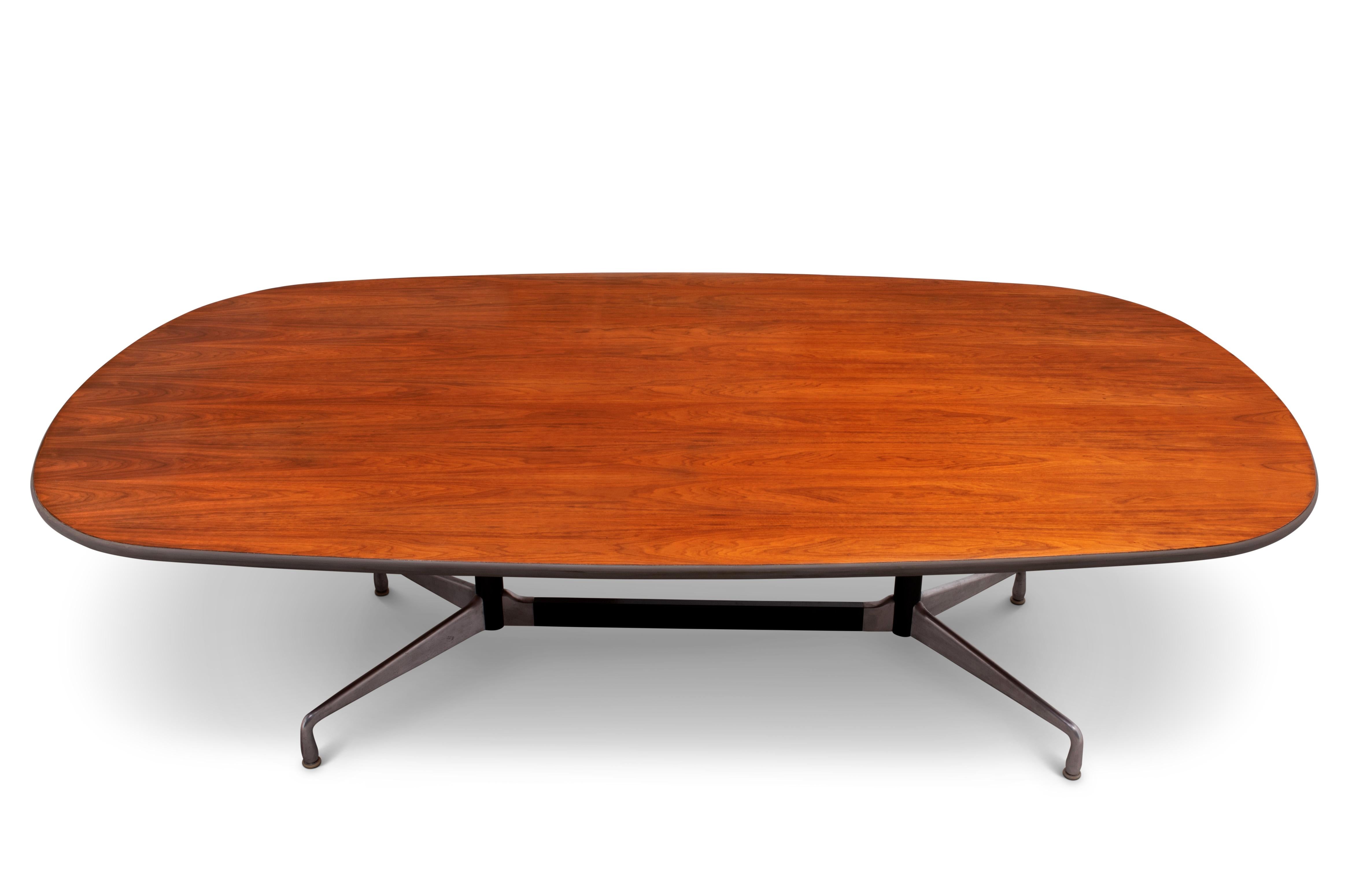 American Charles & Ray Eames Herman Miller Walnut Segmented Base Racetrack Dining Table For Sale
