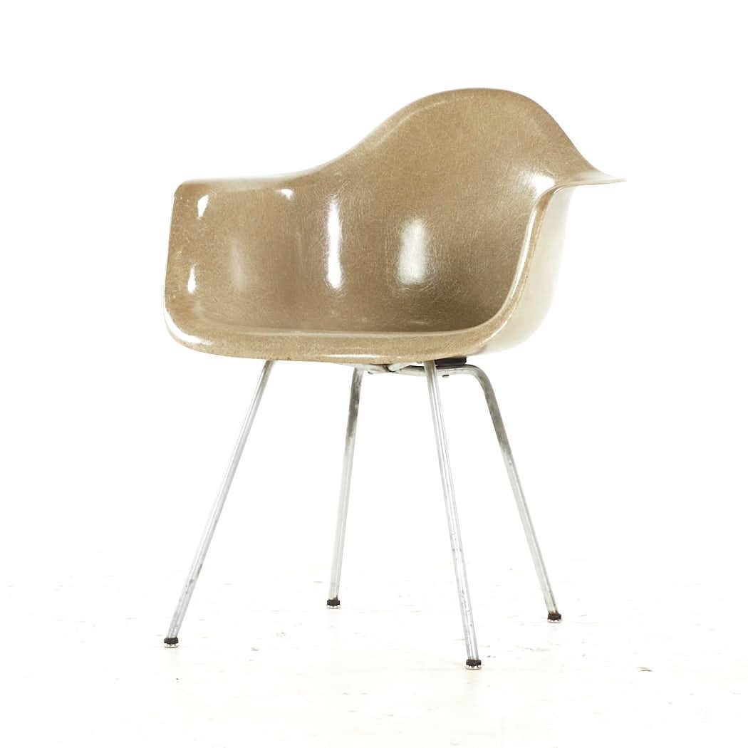 Mid-Century Modern Charles Ray Eames Herman Miller Zenith MCM 1st Edition Rope Edge Chair For Sale