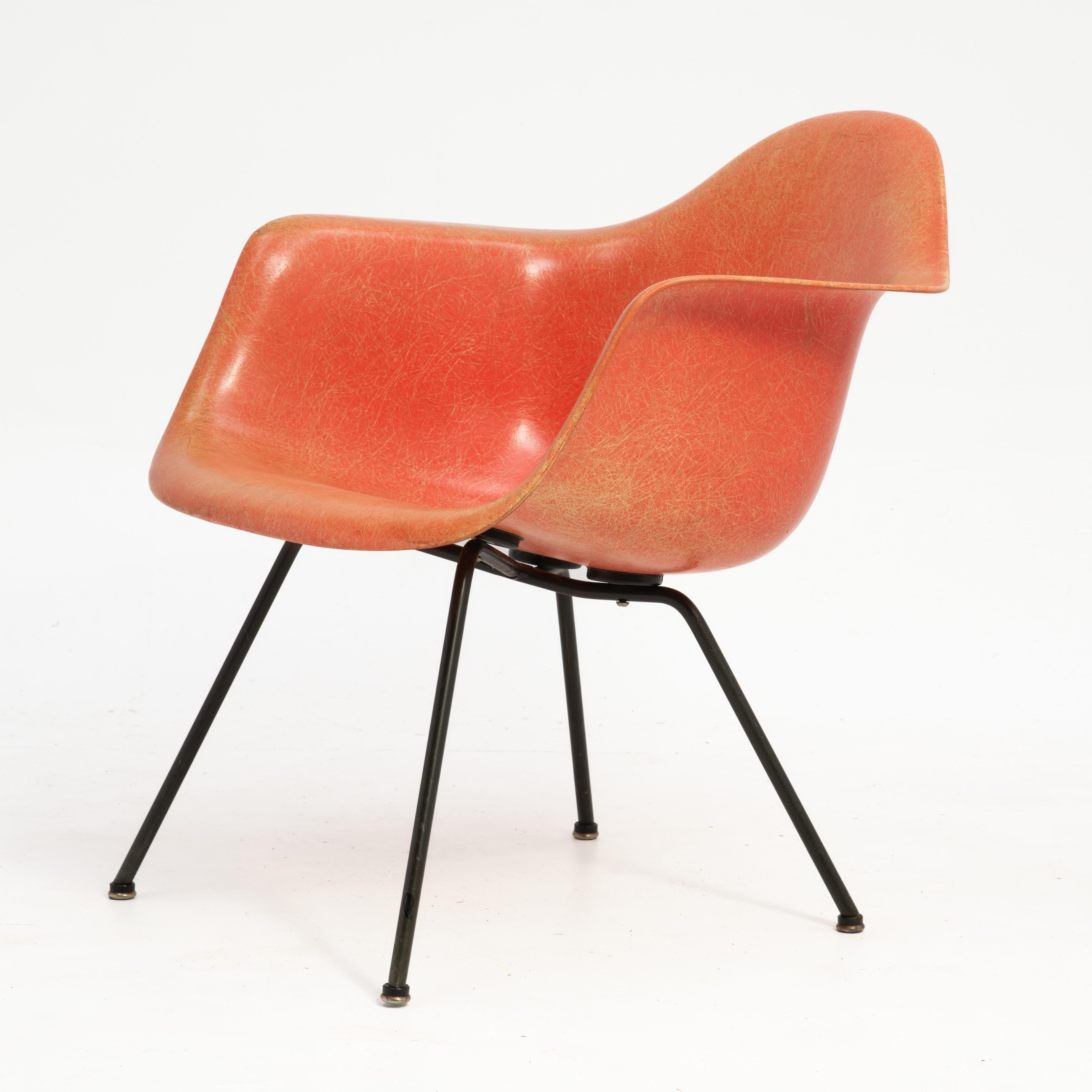 Metal Charles & Ray Eames Herman Miller Zenith Plastics LAX Rope Edge X Base Armchair For Sale