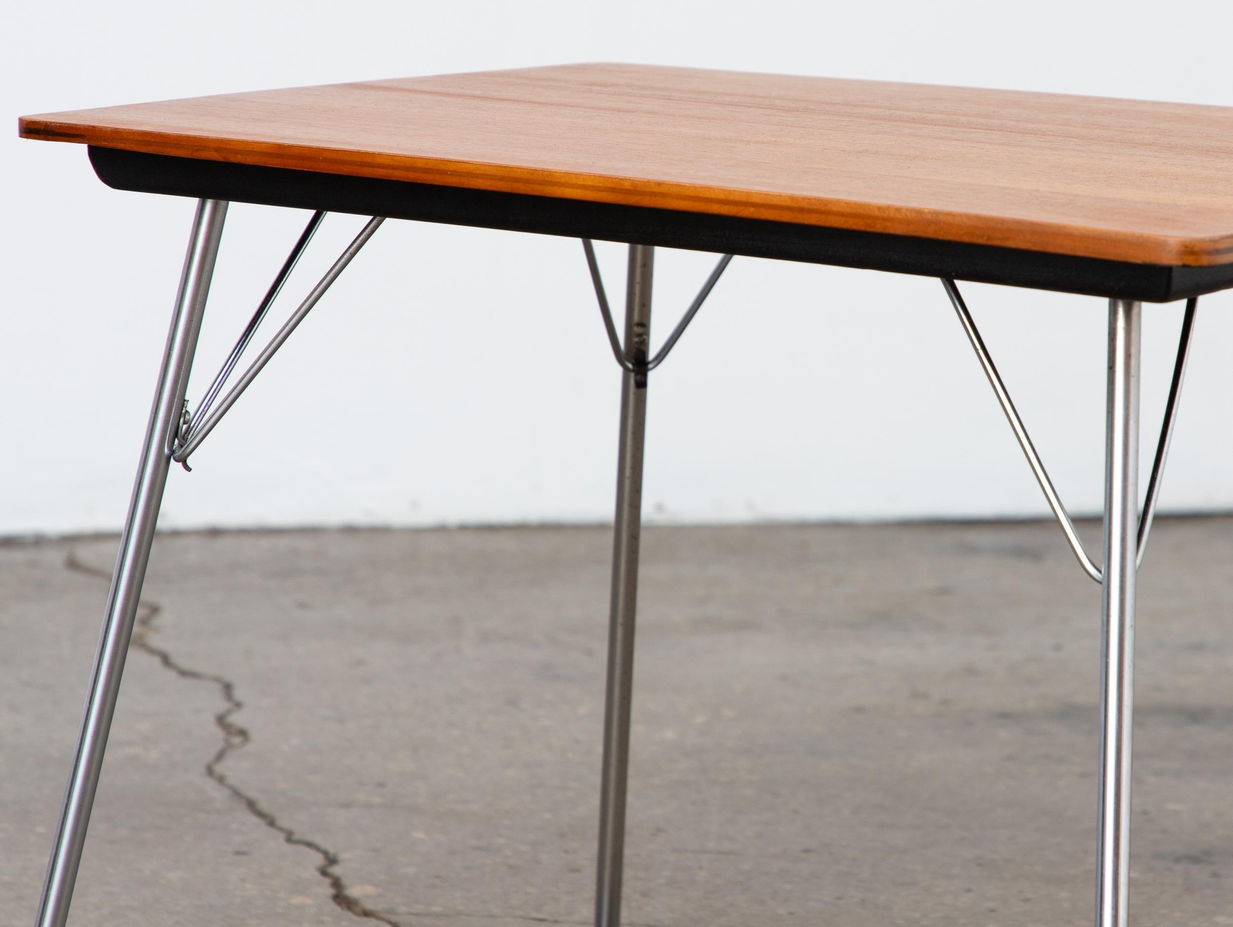 Table d'appoint pliante Charles and Ray Eames IT, Herman Miller, années 1950 en vente 1