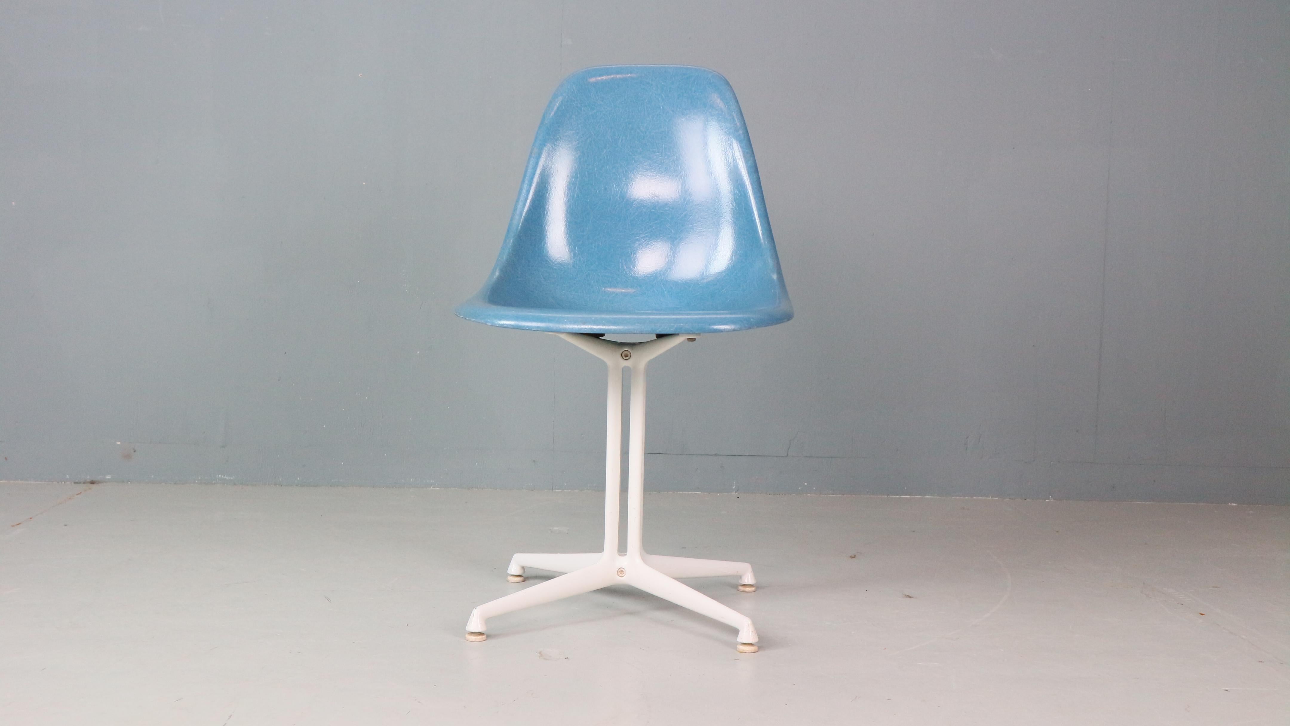 American Charles & Ray Eames 