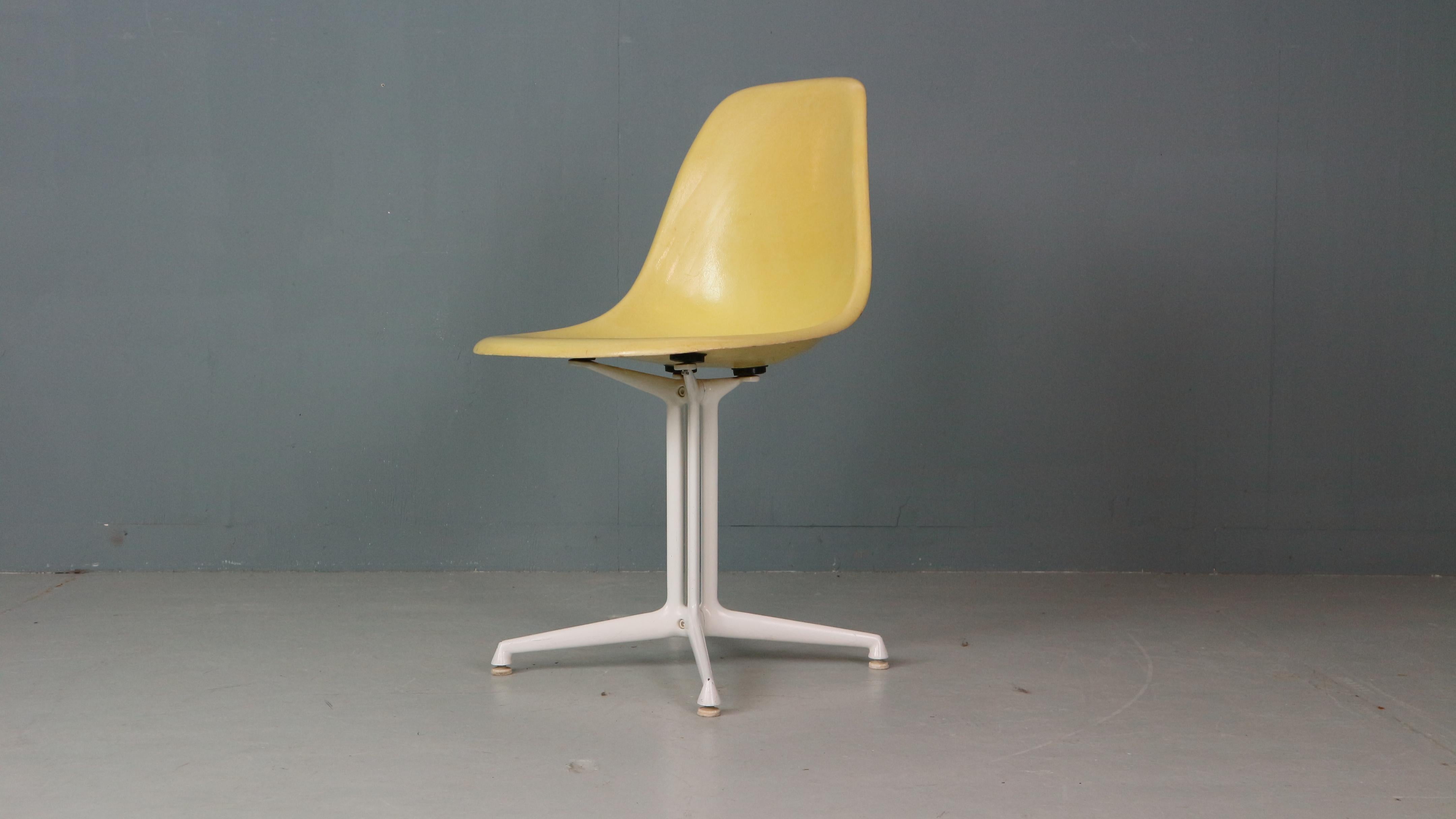 Mid- Century modern La Fonda chair by Ray and Charles Eames for Herman Miller, 1960's circa.

The 