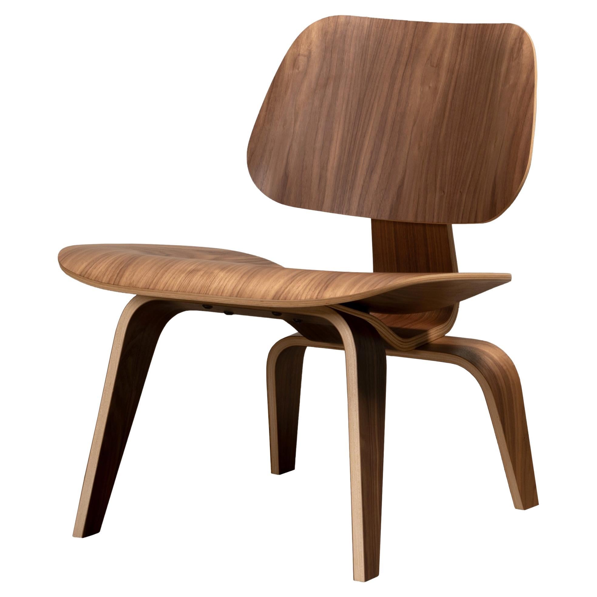 Charles & Ray Eames LCW Walnut Lounge Chair for Herman Miller