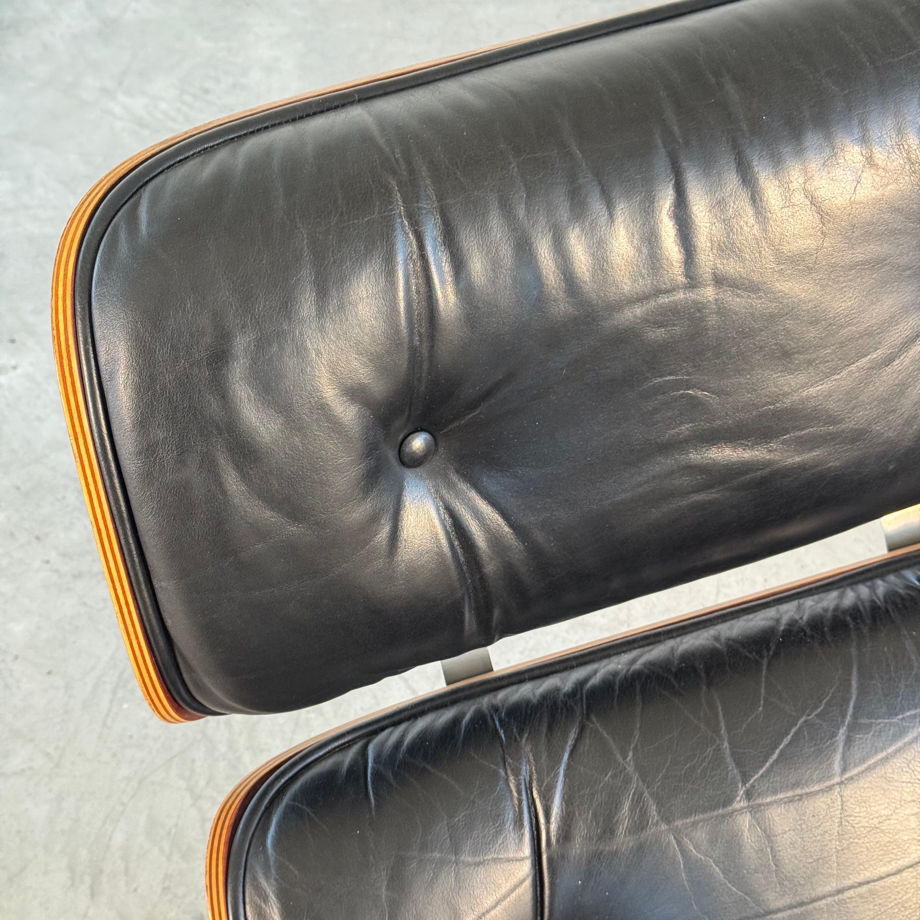 Charles and Ray Eames Lounge Chair, modello 670 - Edizione ICF, anni '60 in vendita 1