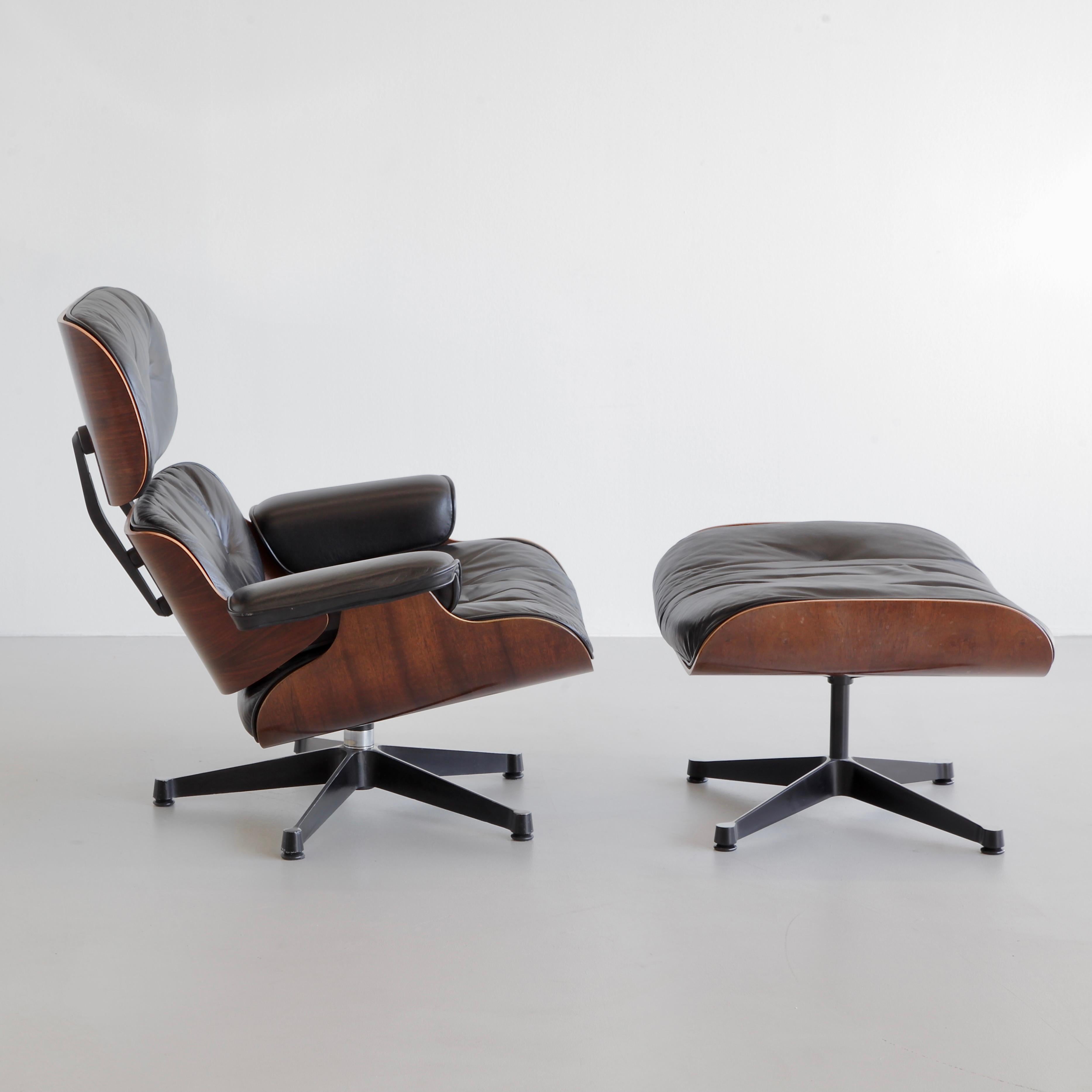 German Charles & Ray Eames Lounge Chair and Footstool, Vitra 1970s